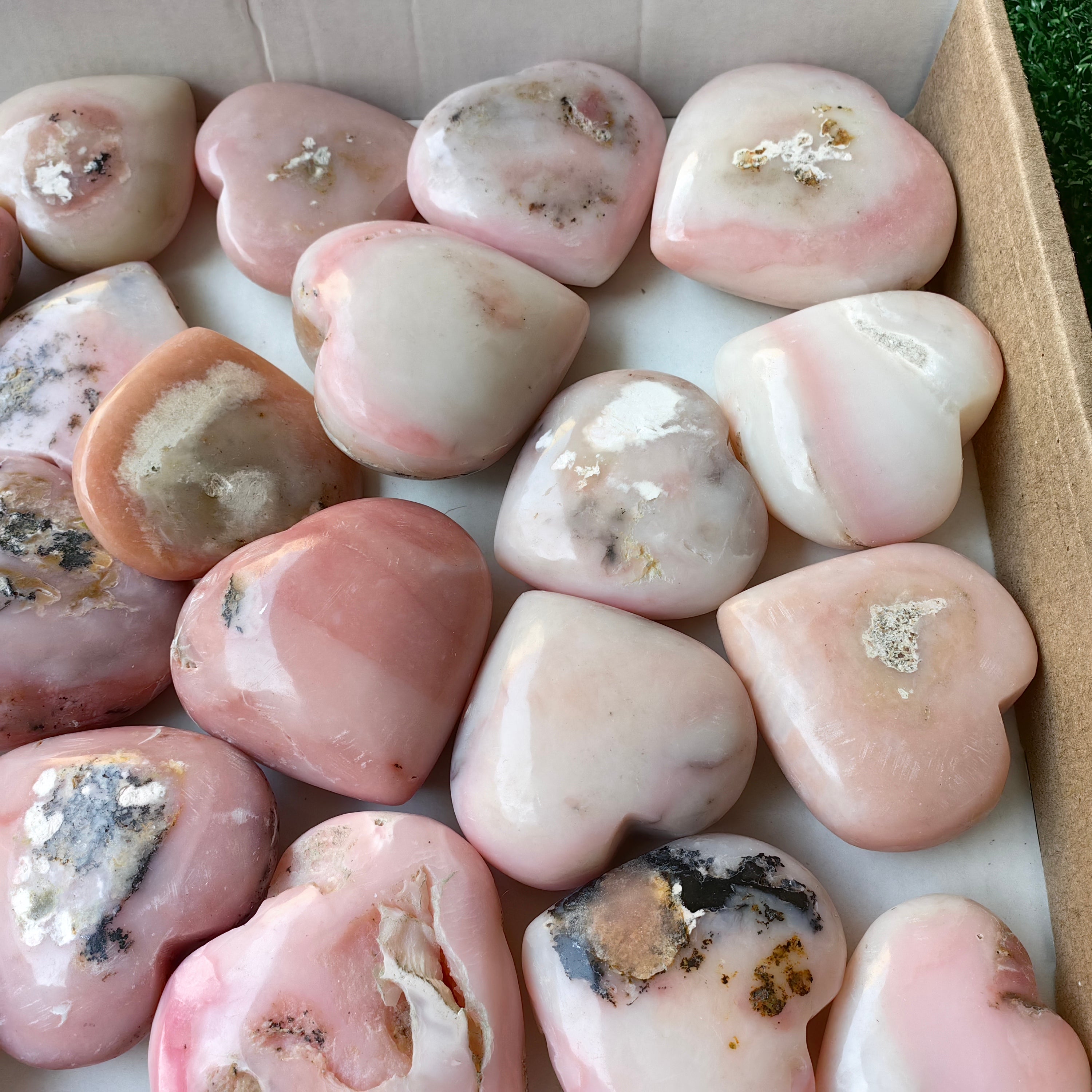 25 pc pink opal hearts