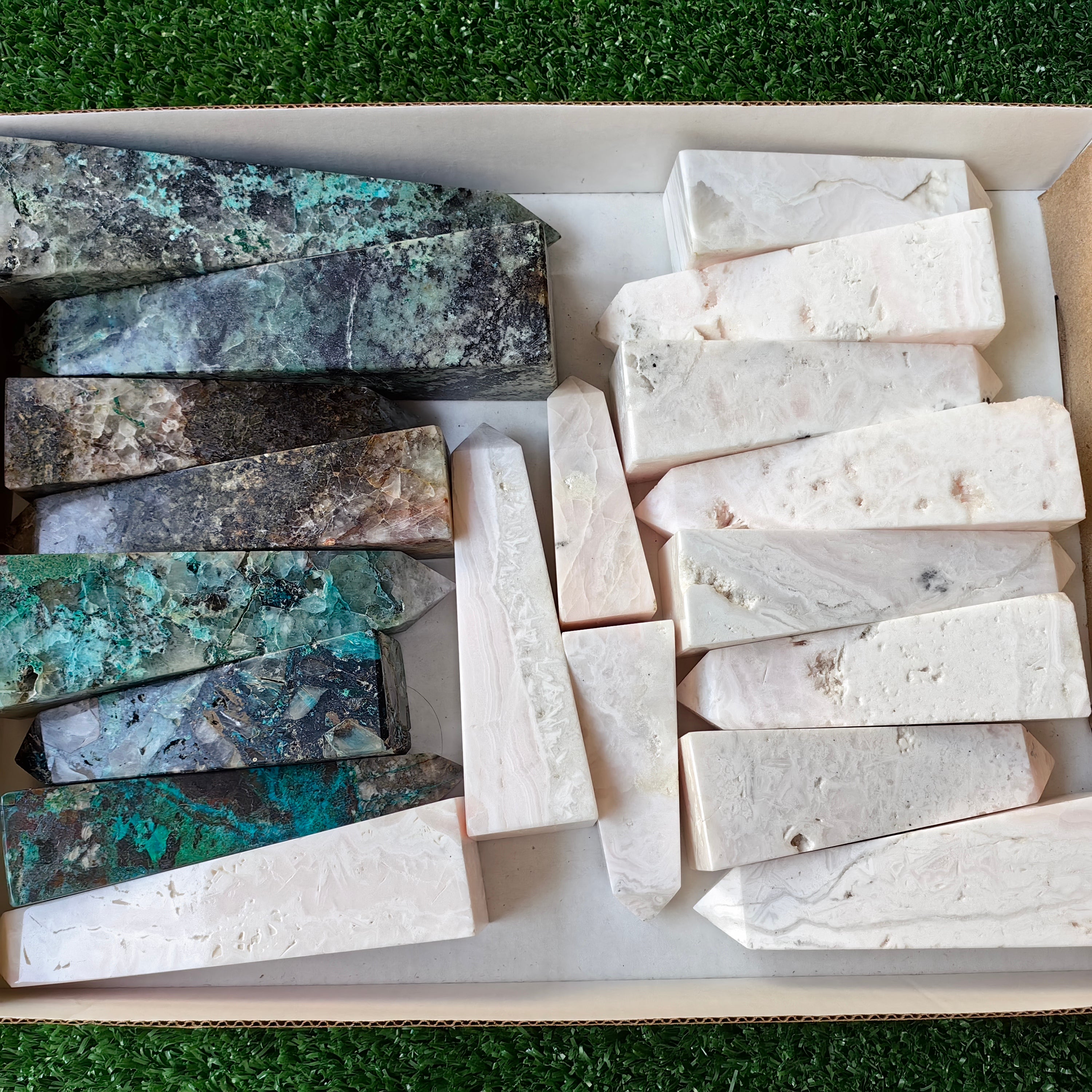 19 pc chrysocolla quartz & mangano towers