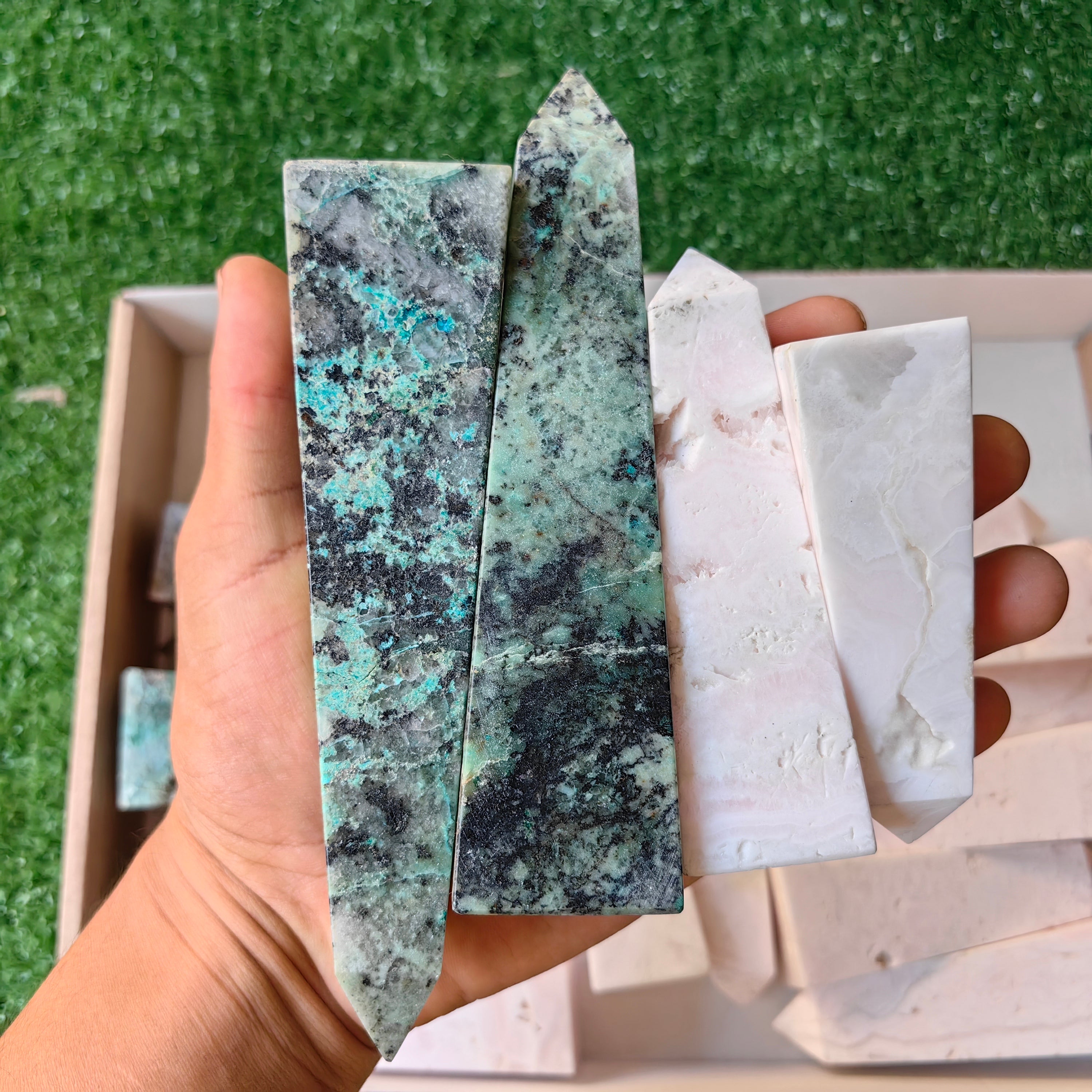 19 pc chrysocolla quartz & mangano towers