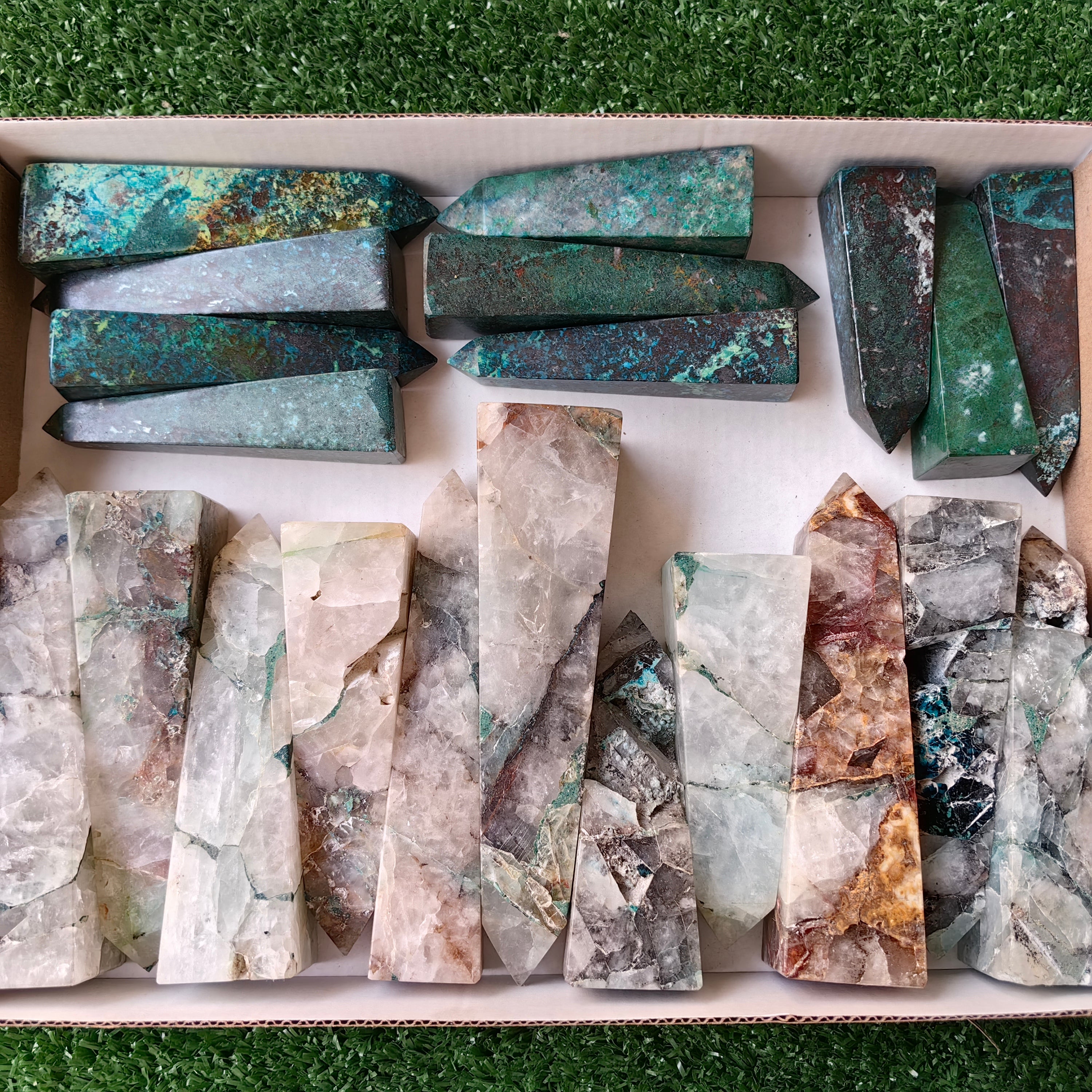 21 pc chrysocolla quartz & chrysocolla towers