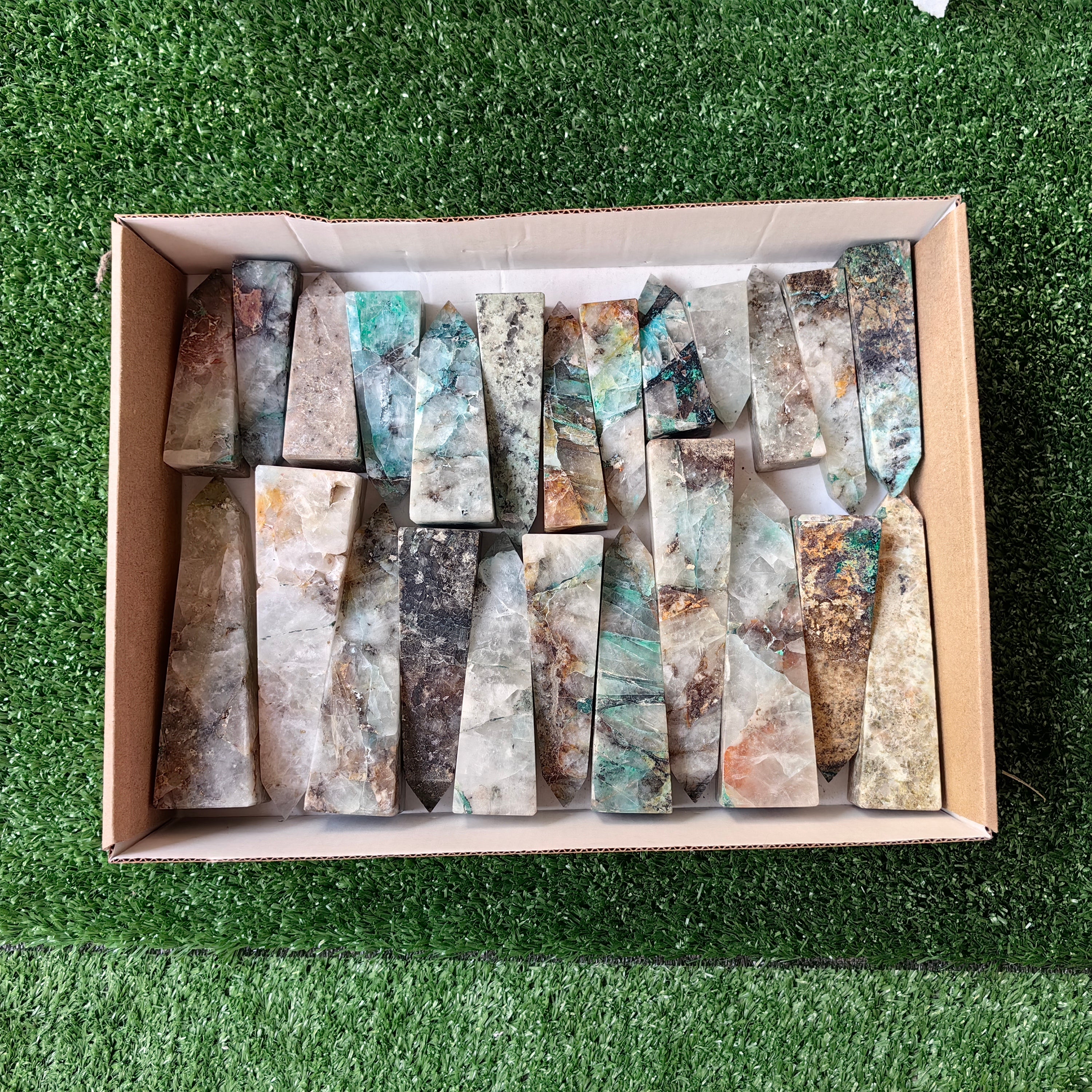 23 pc chrysocolla quartz towers