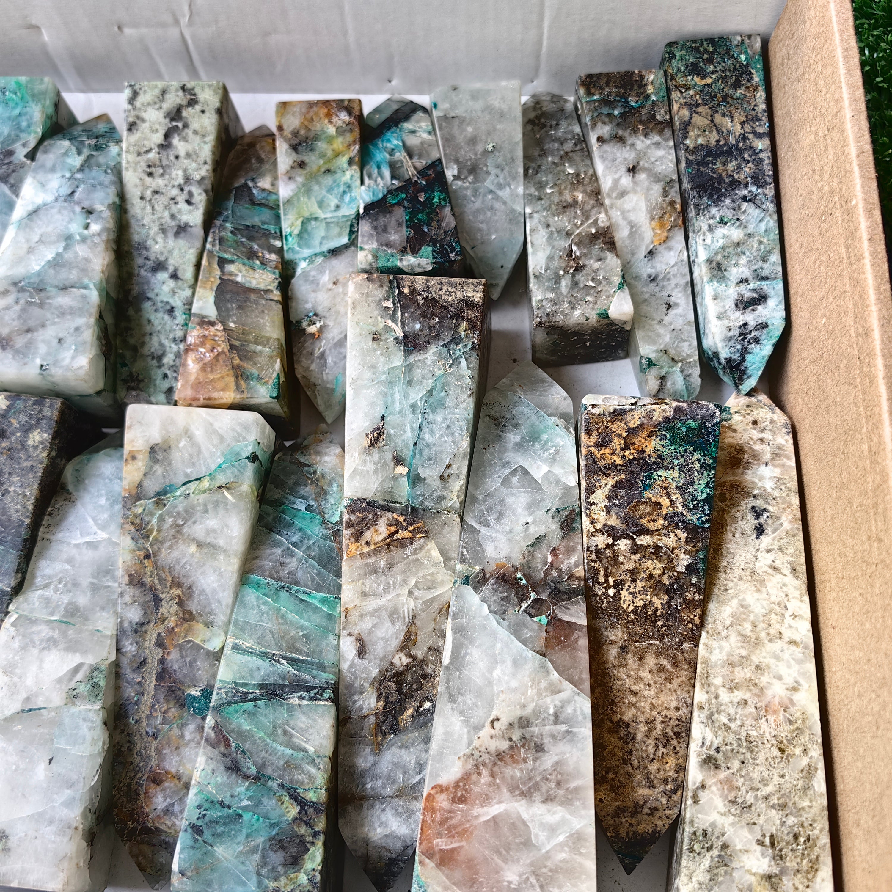 23 pc chrysocolla quartz towers