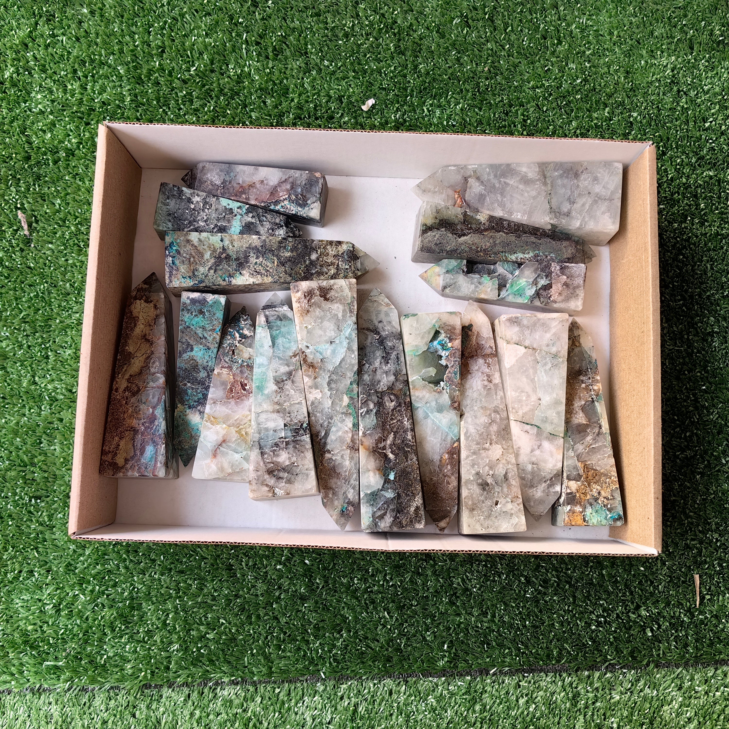 16 pc chrysocolla quartz towers