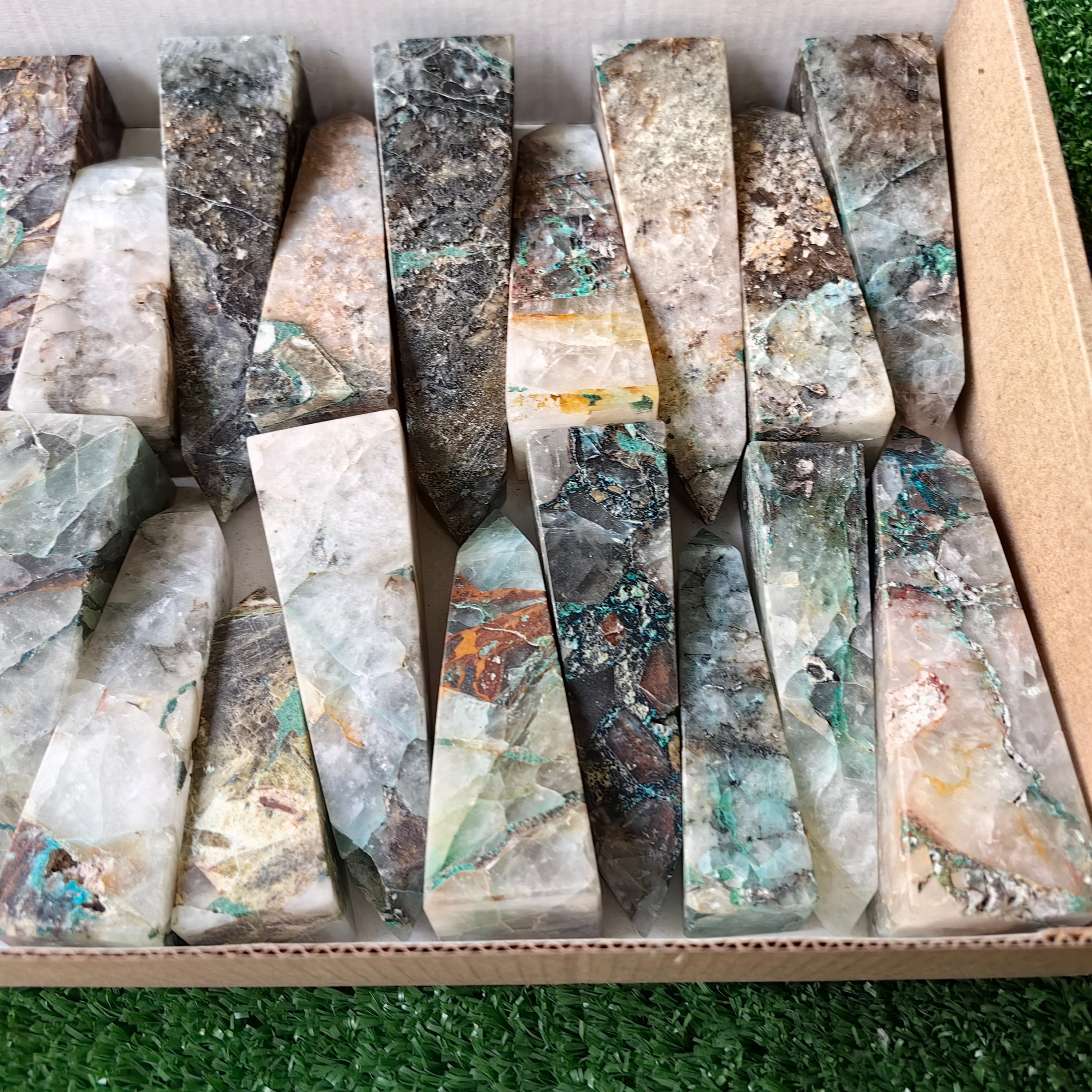 23 pc chrysocolla quartz towers