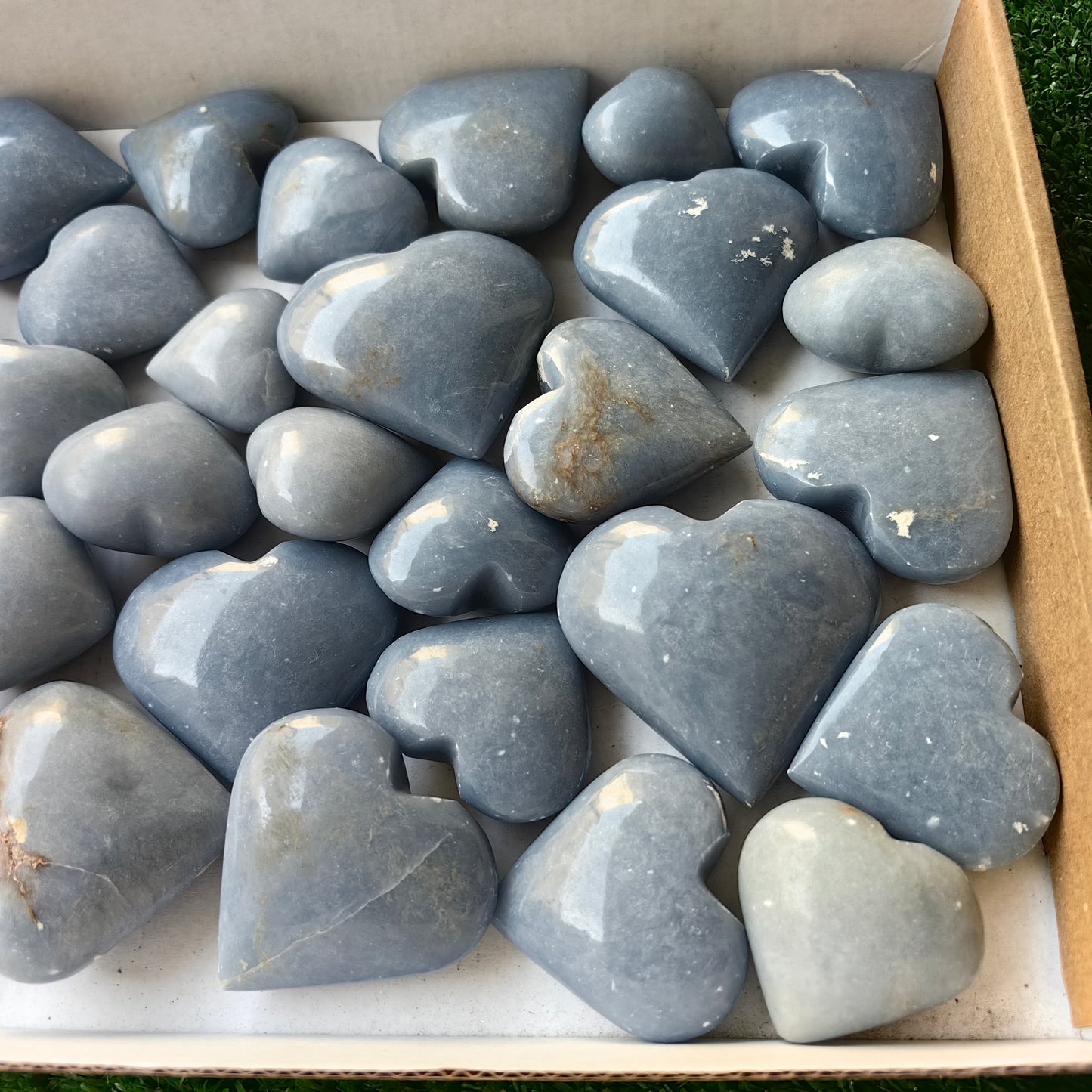 33 pc angelite hearts