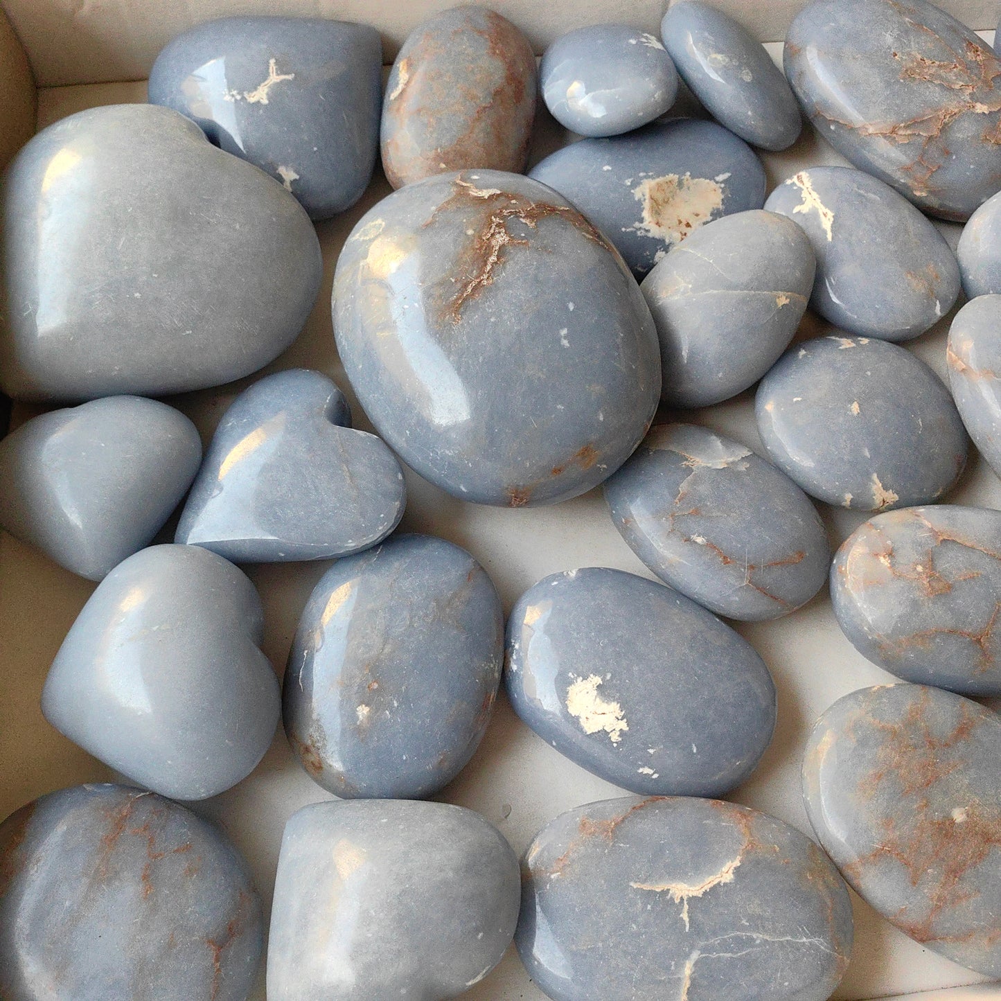 31 pc angelite palms and hearts