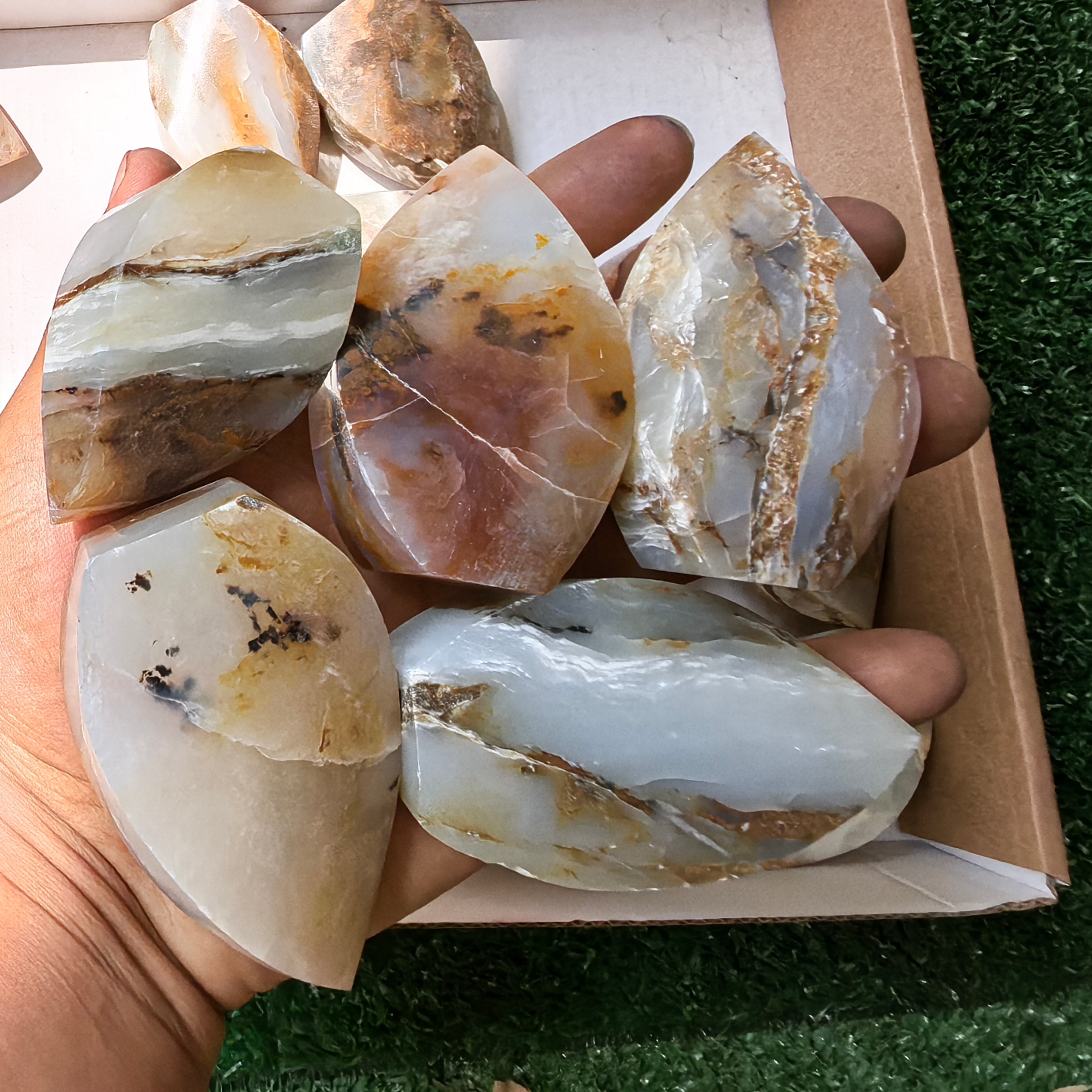 21 pc blue opal flames