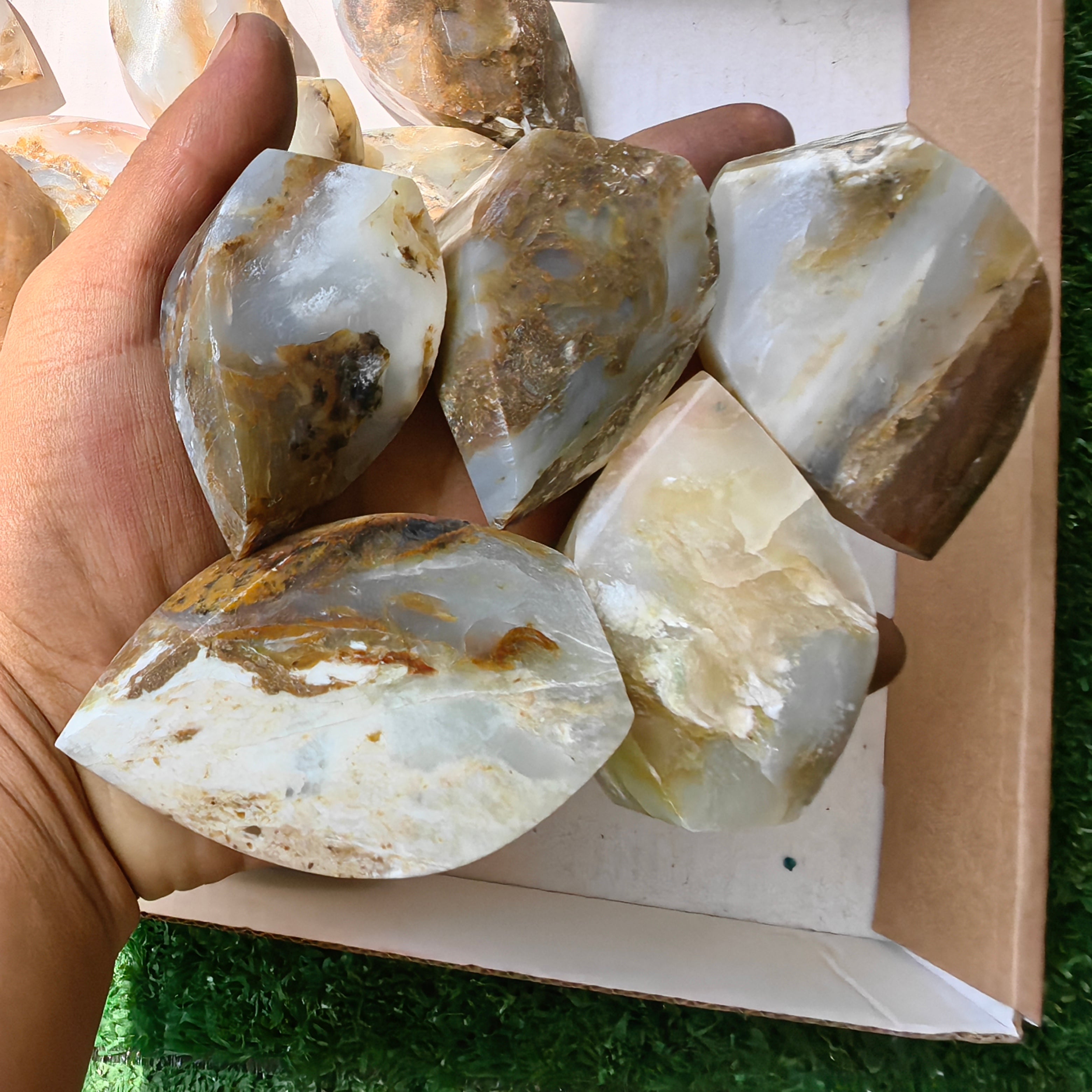 21 pc blue opal flames