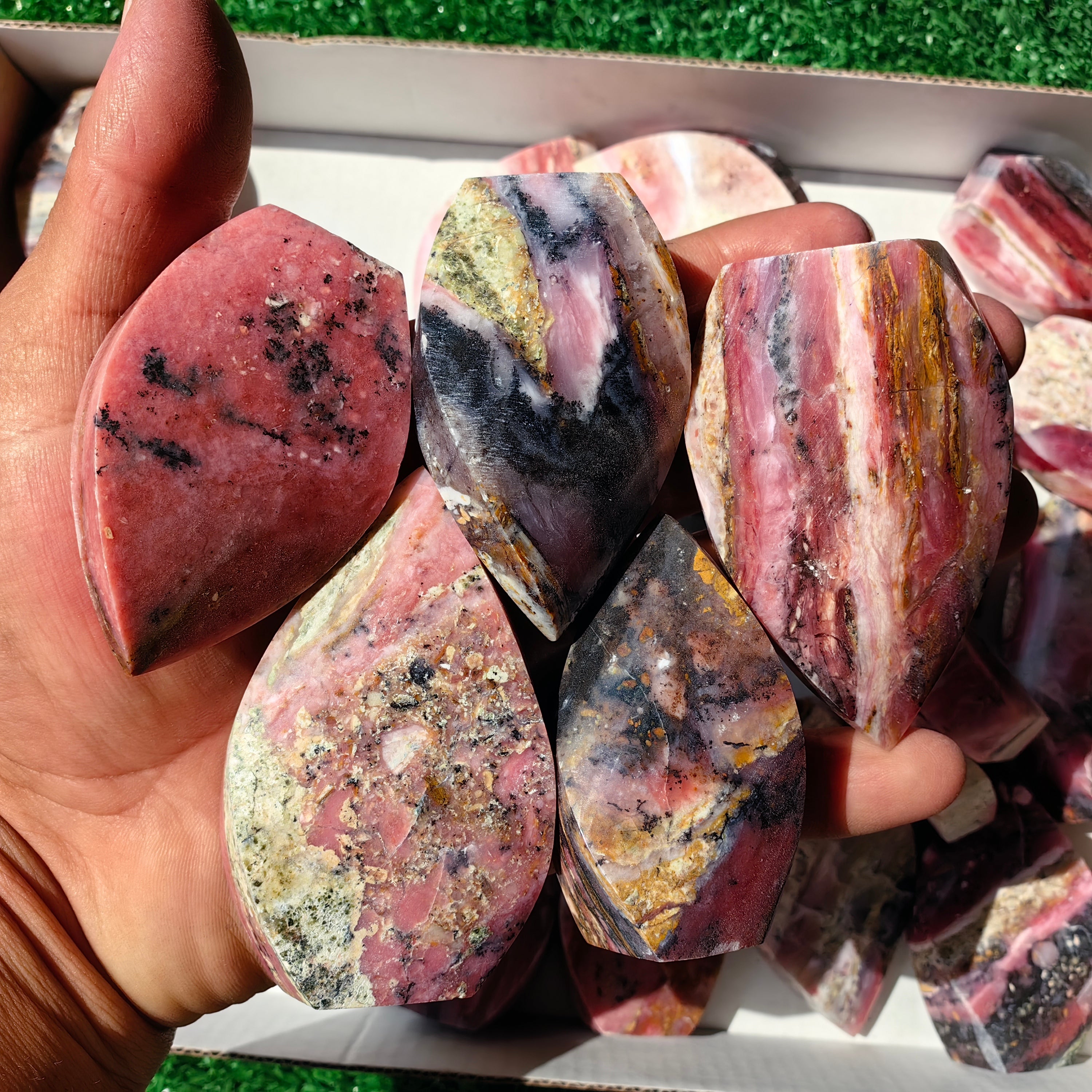 24 pc pink opal flames