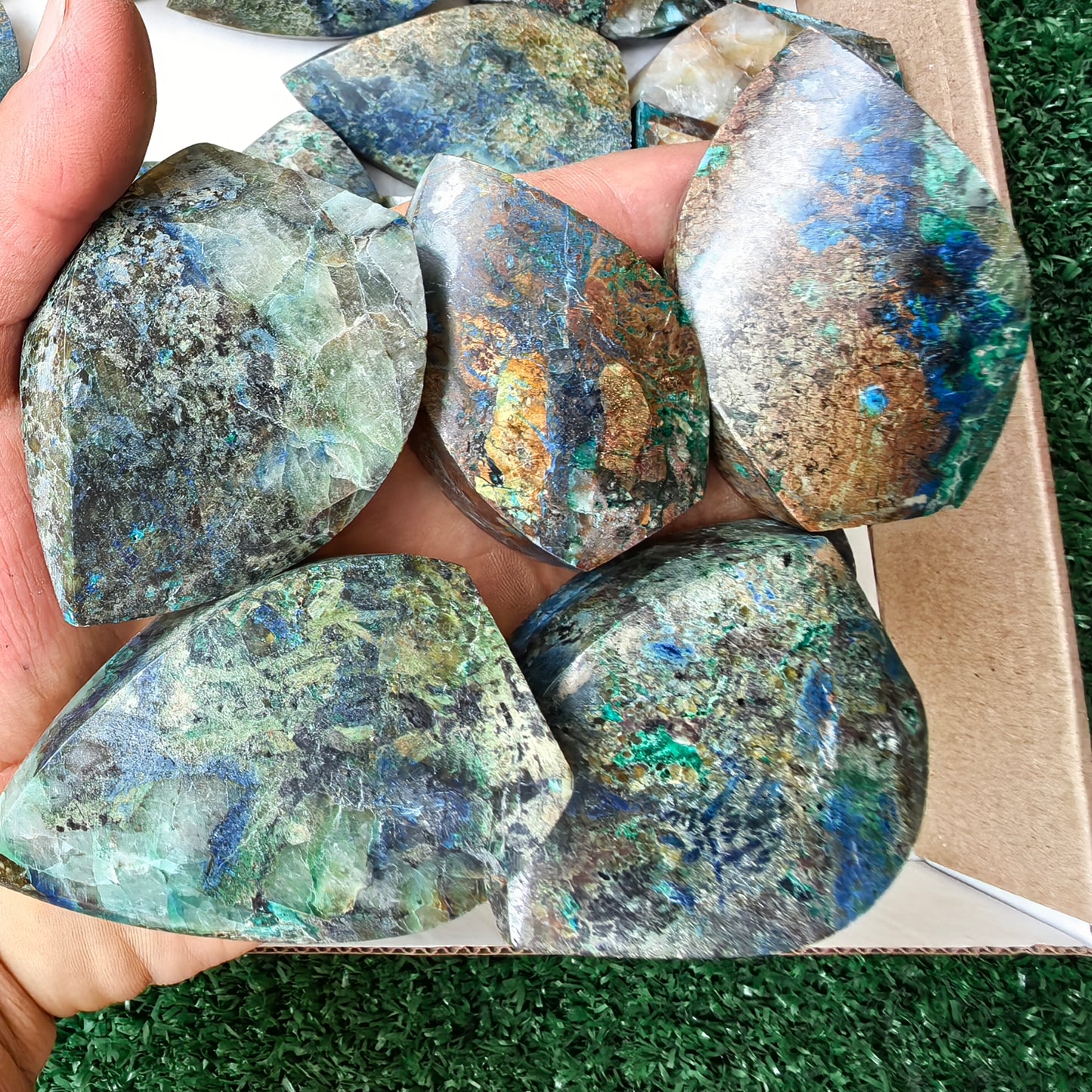 28 pc azurite flames