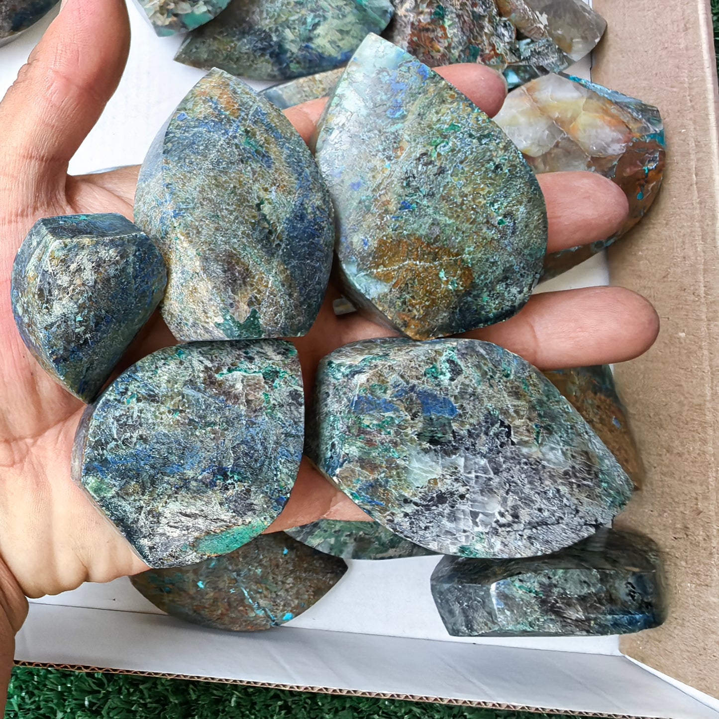 28 pc azurite flames
