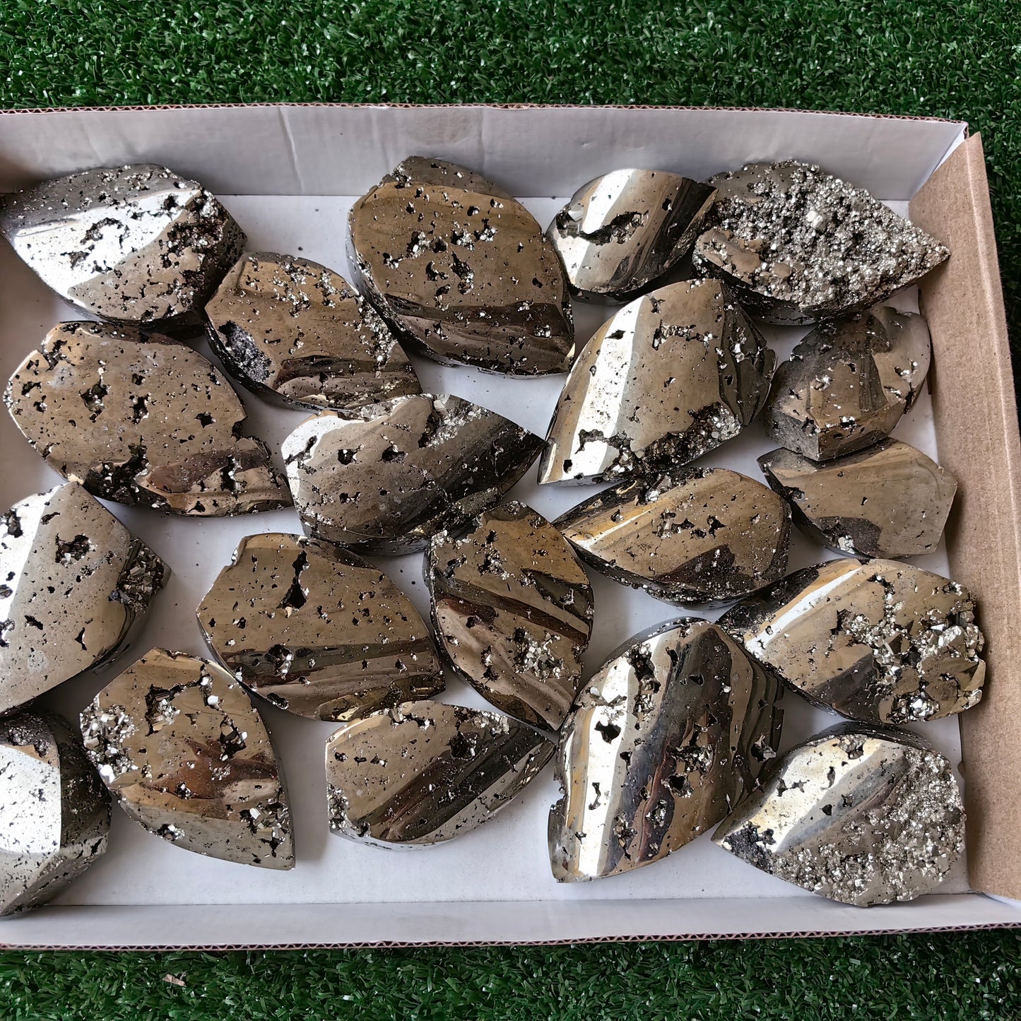 20 pc pyrite flames