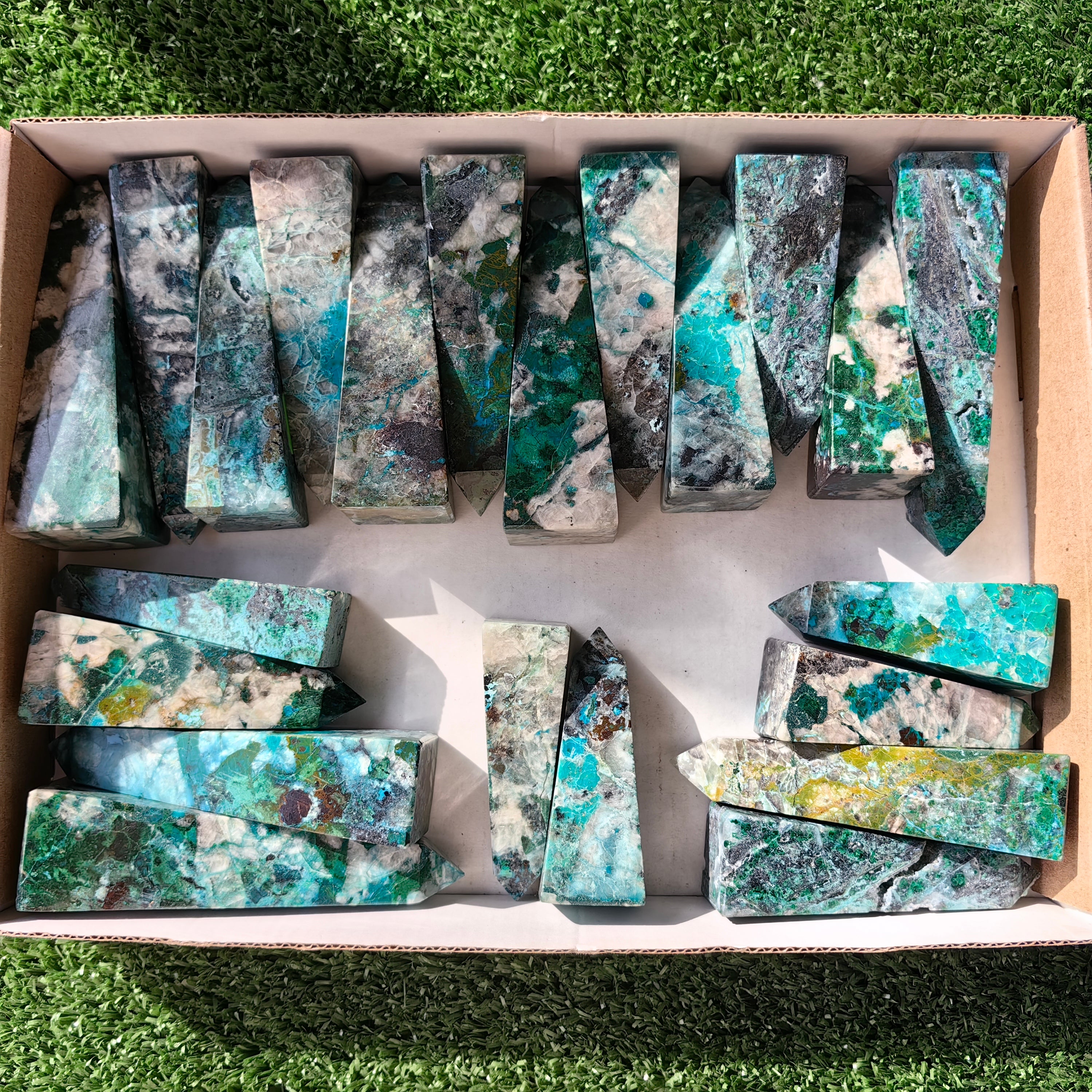22 pc chrysocolla quartz towers