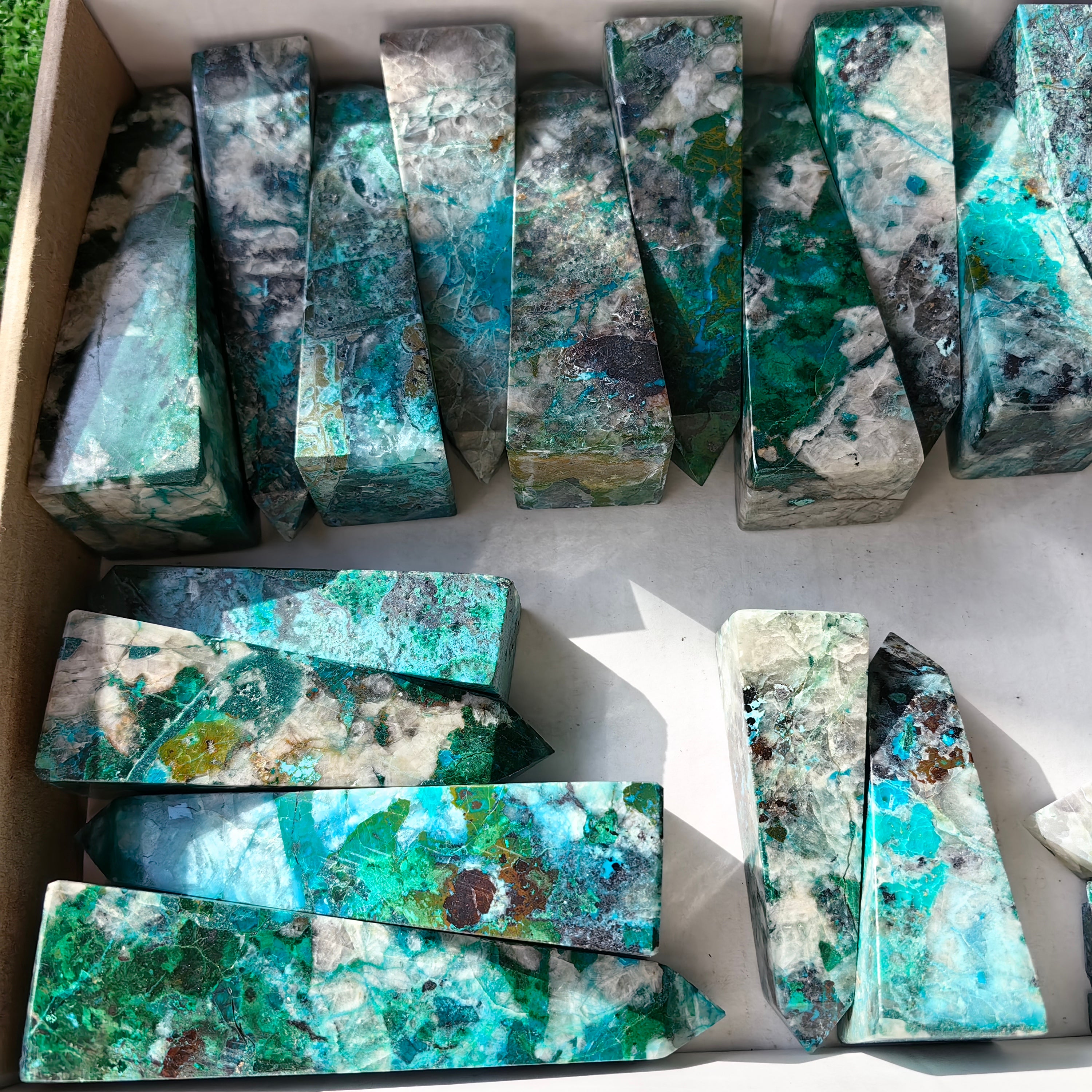22 pc chrysocolla quartz towers