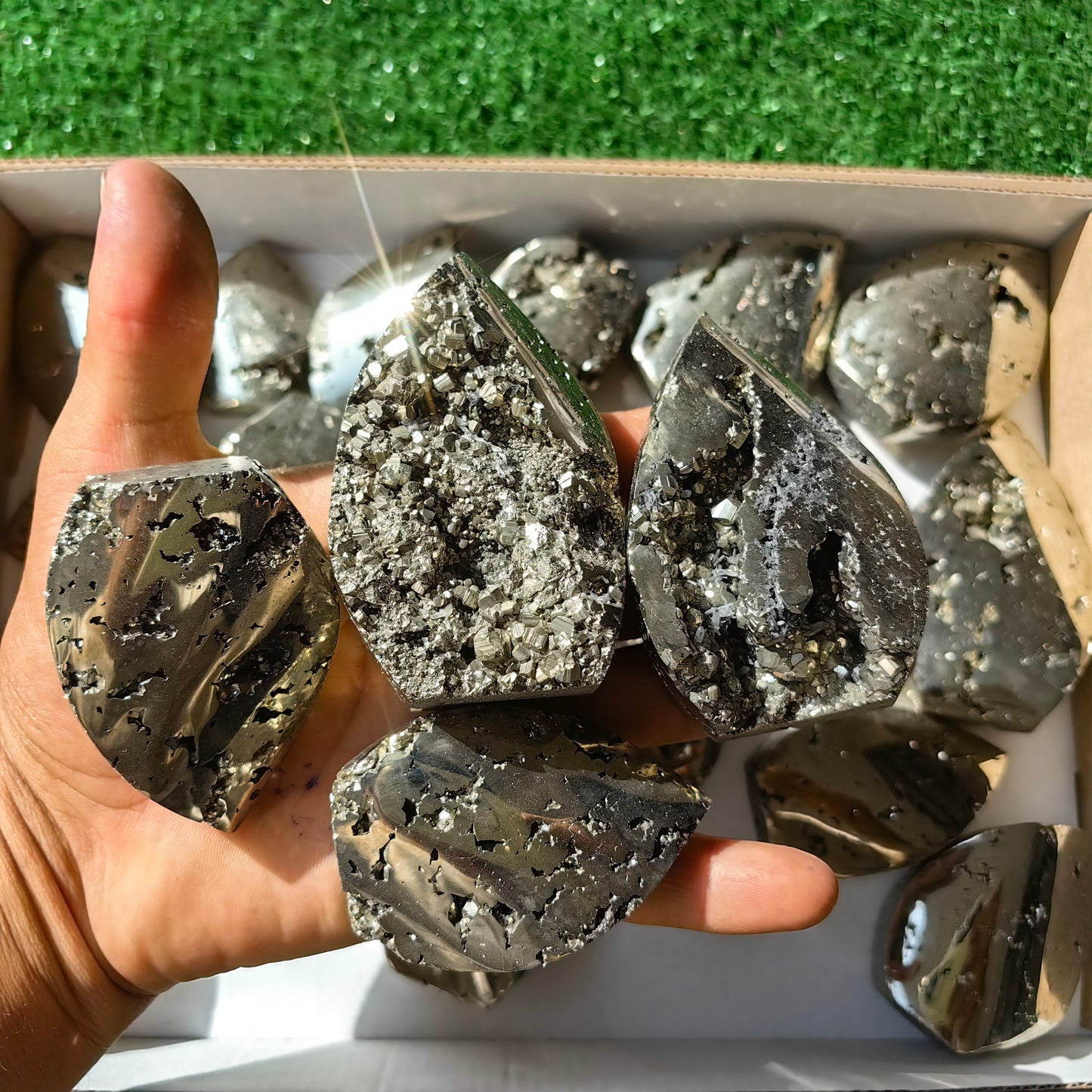 21 pc pyrite flames