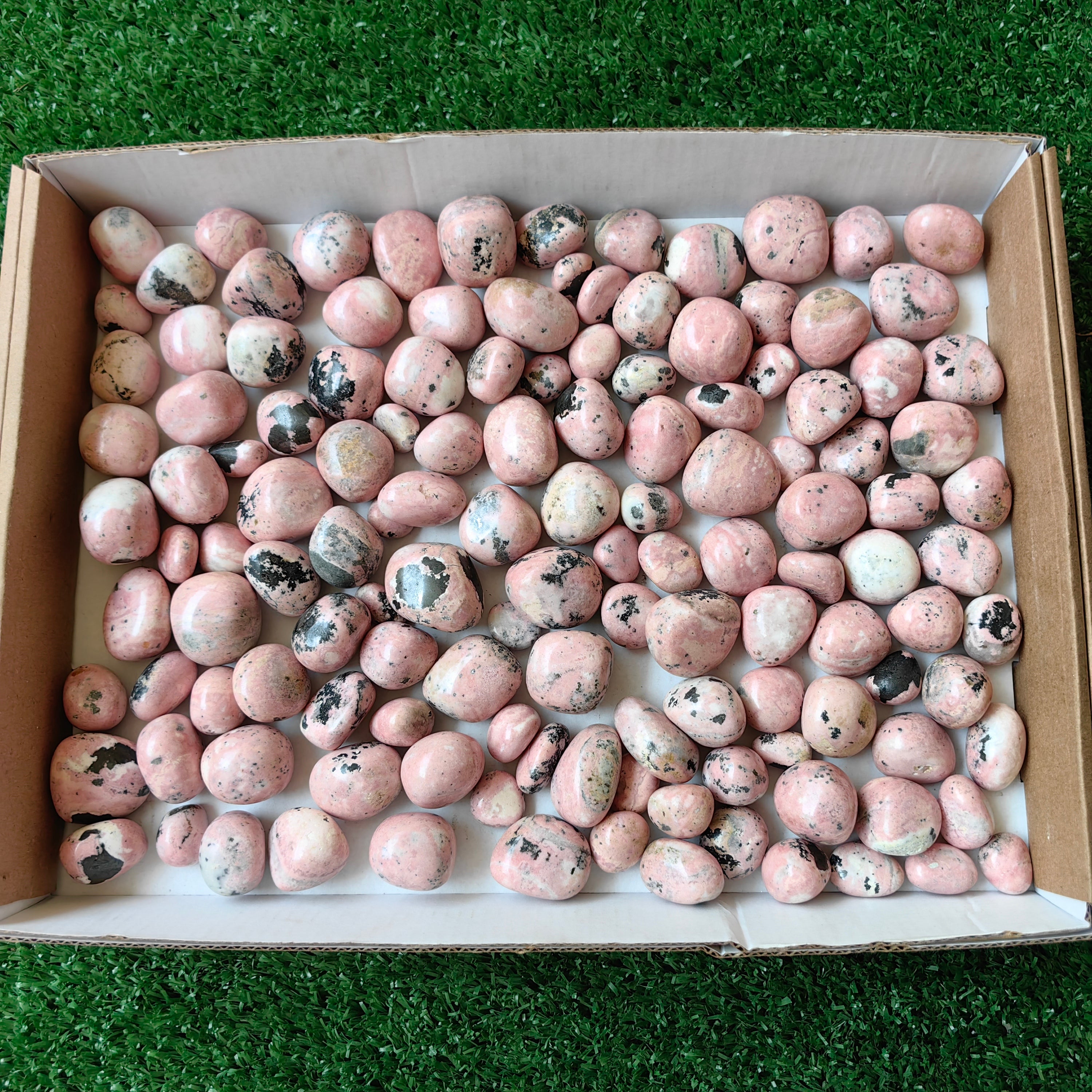 2 kg rhodonite tumbled