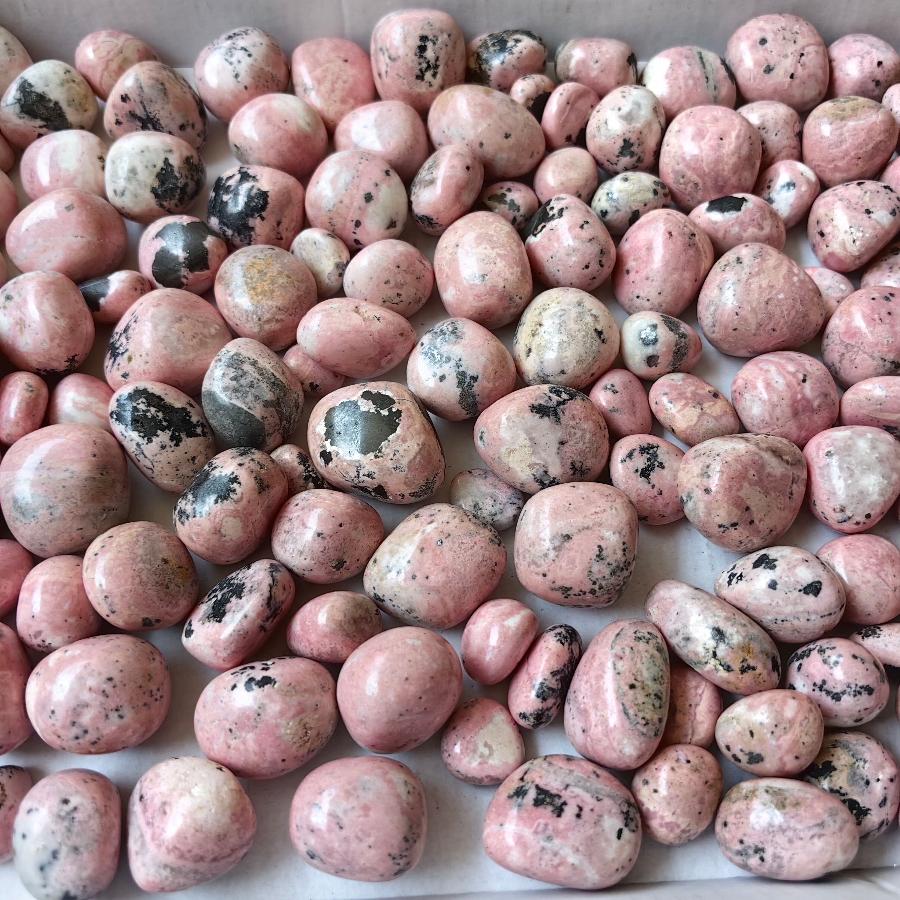 2 kg rhodonite tumbled