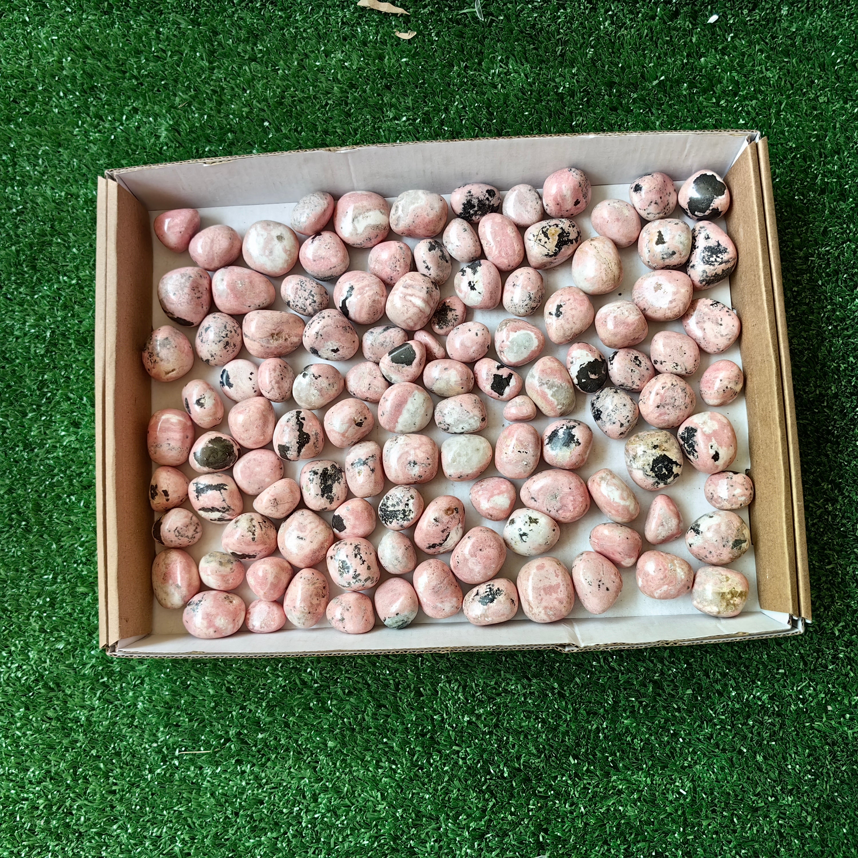 2 kg rhodonite tumbled