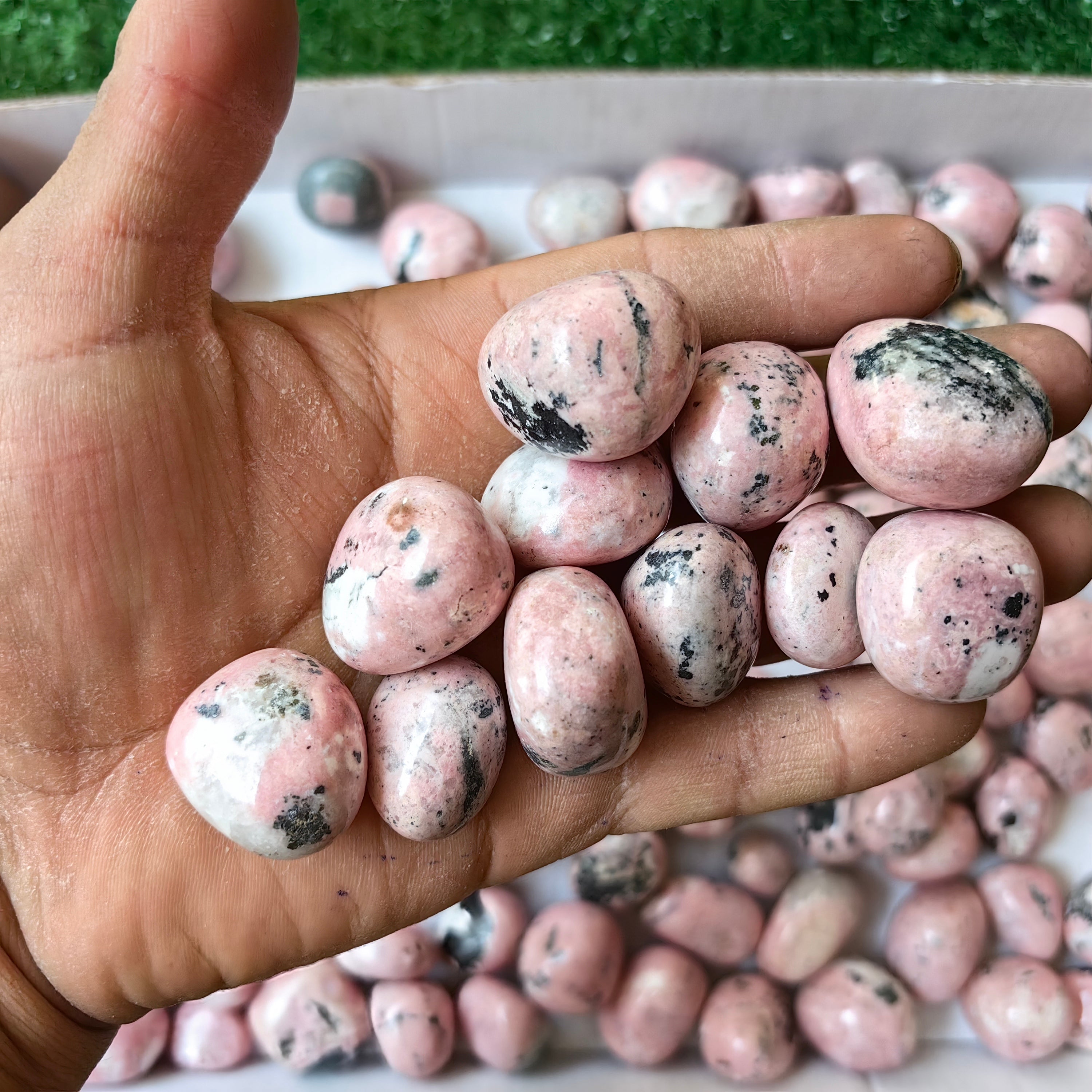 2 kg rhodonite tumbled