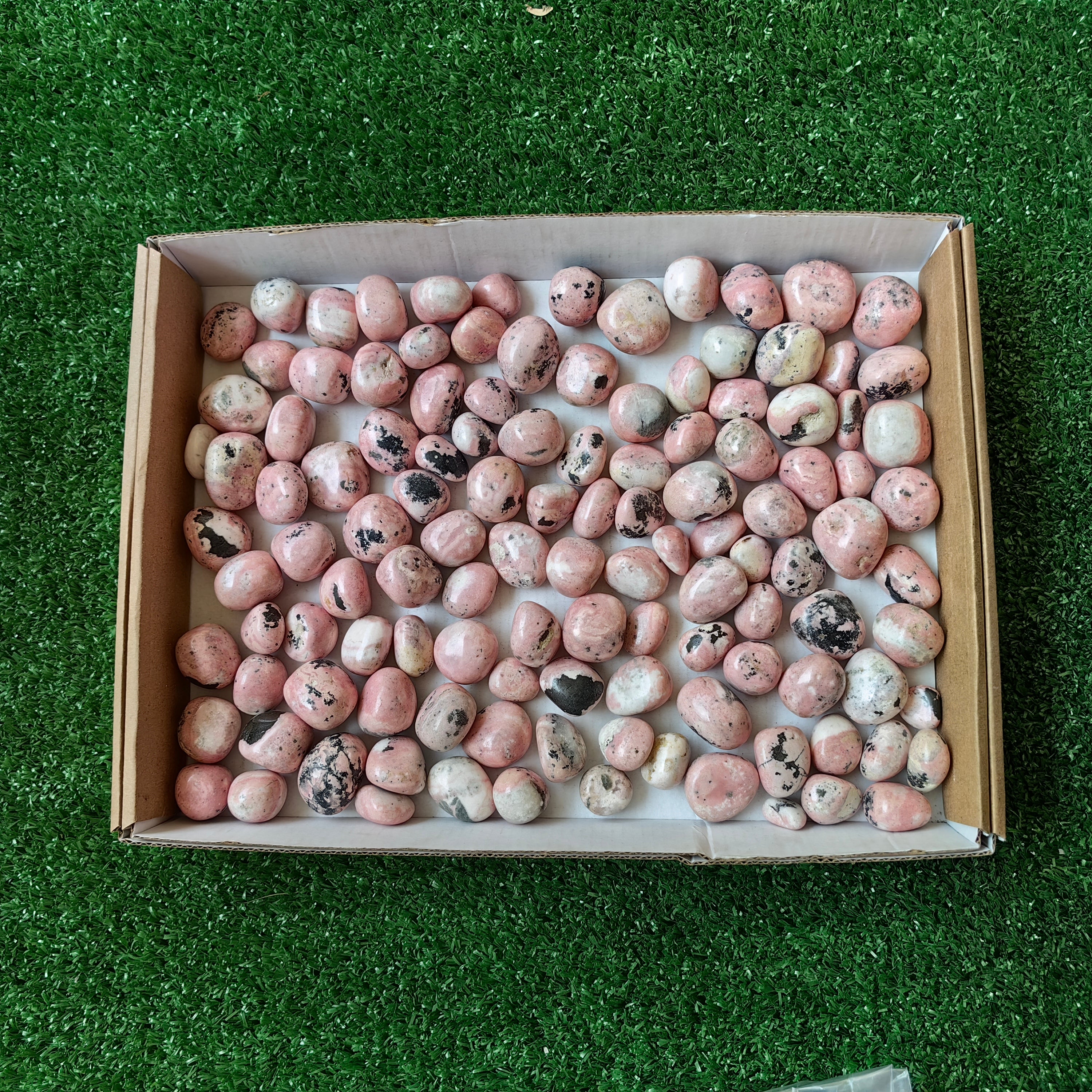 2 kg rhodonite tumbled