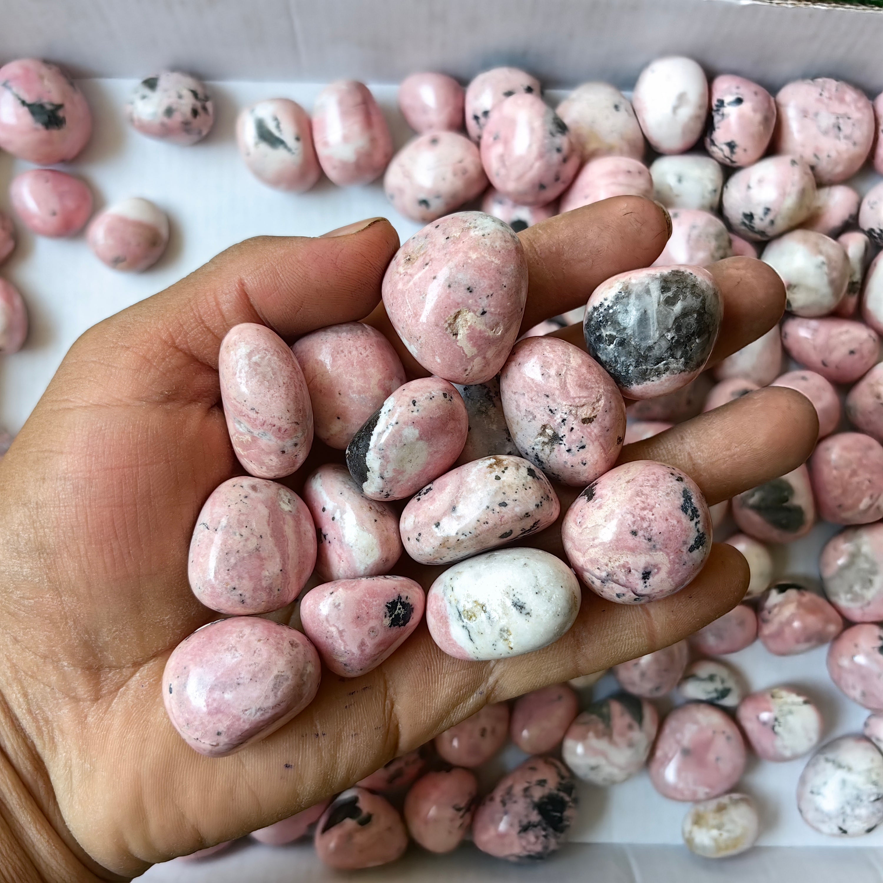 2 kg rhodonite tumbled