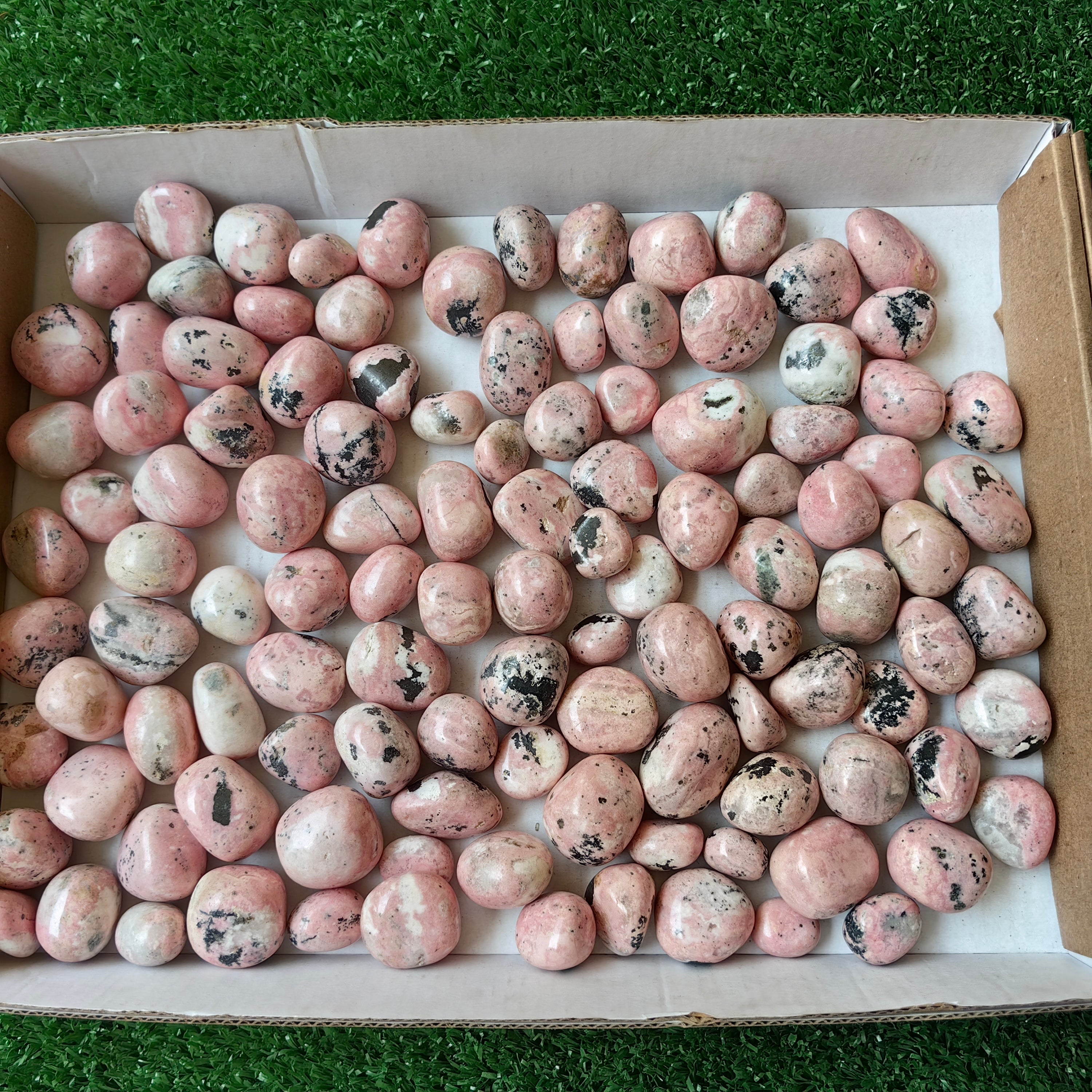 2 kg rhodonite tumbled