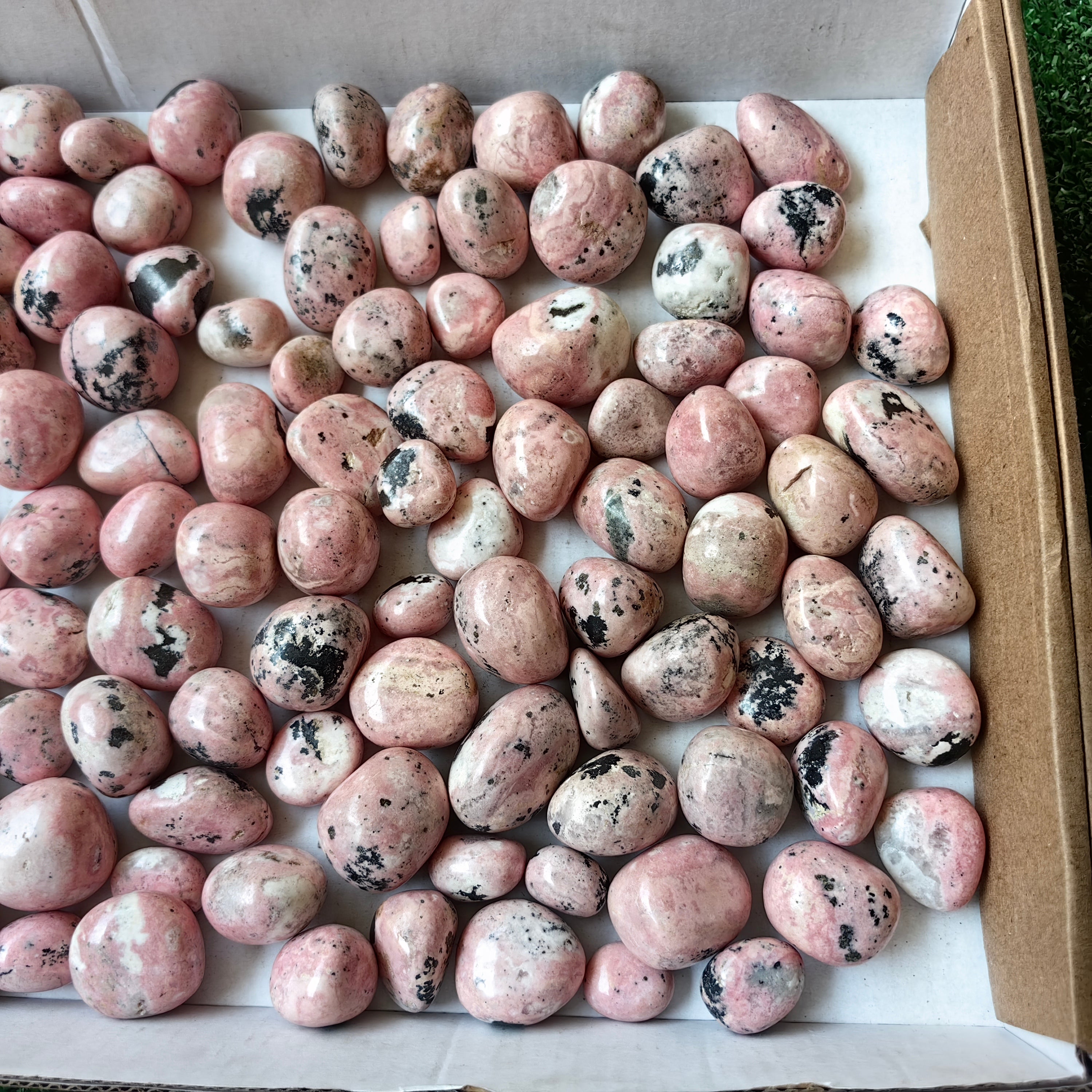 2 kg rhodonite tumbled