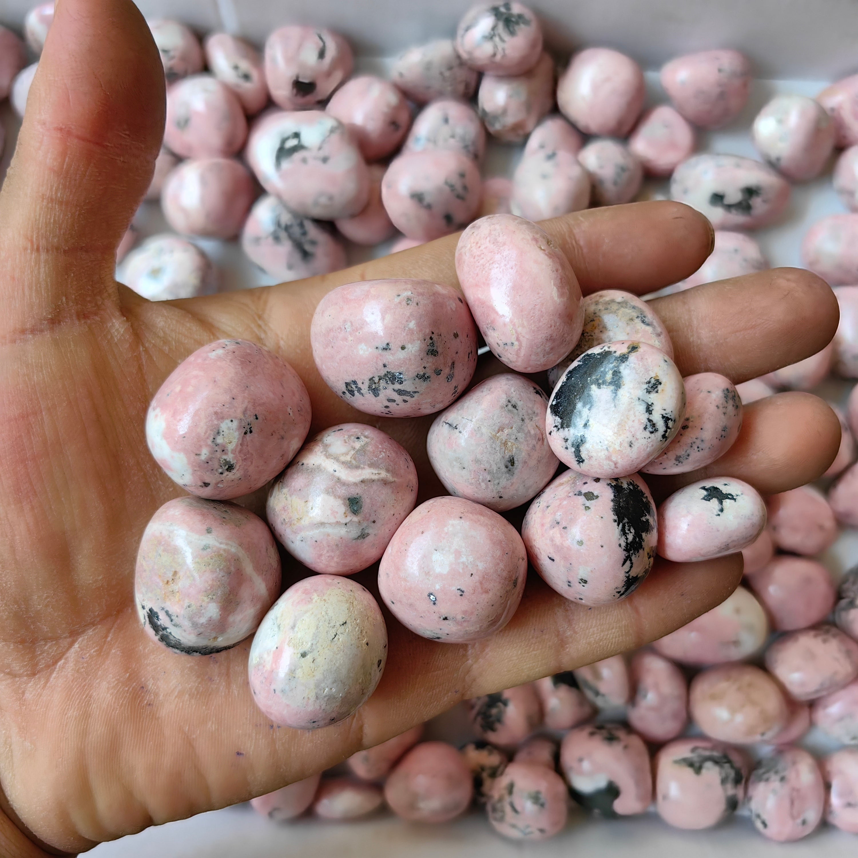 2 kg rhodonite tumbled