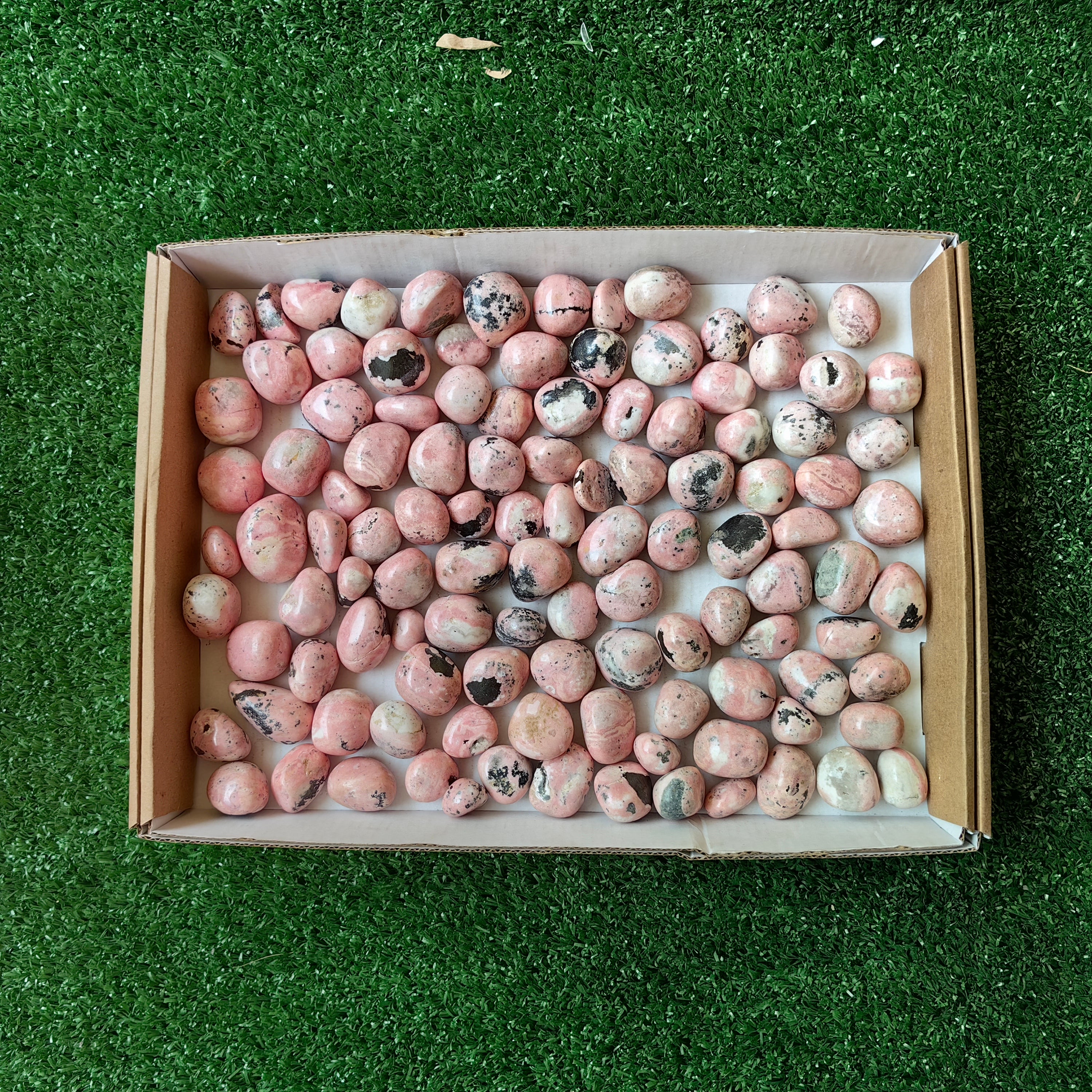 2 kg rhodonite tumbled