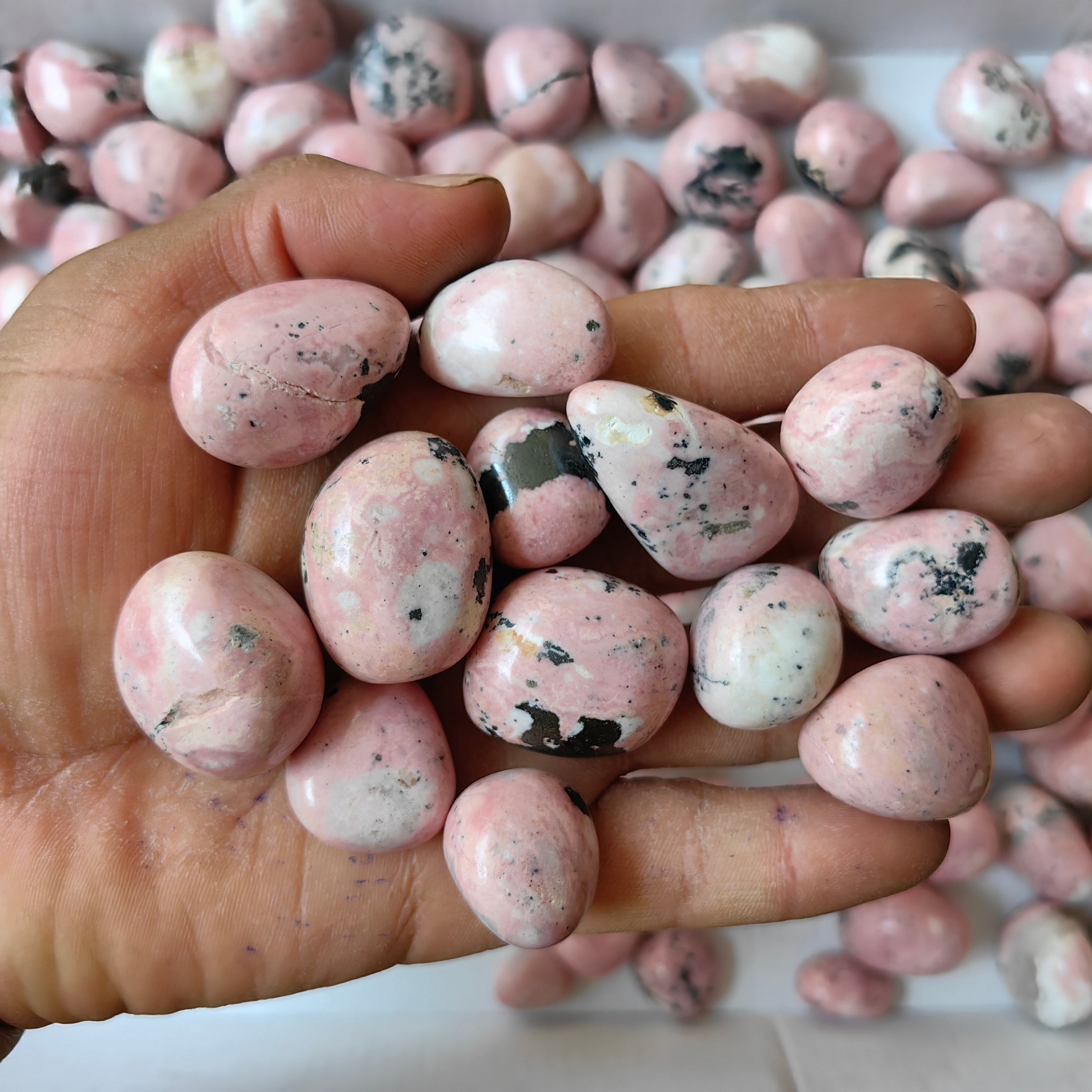 2 kg rhodonite tumbled