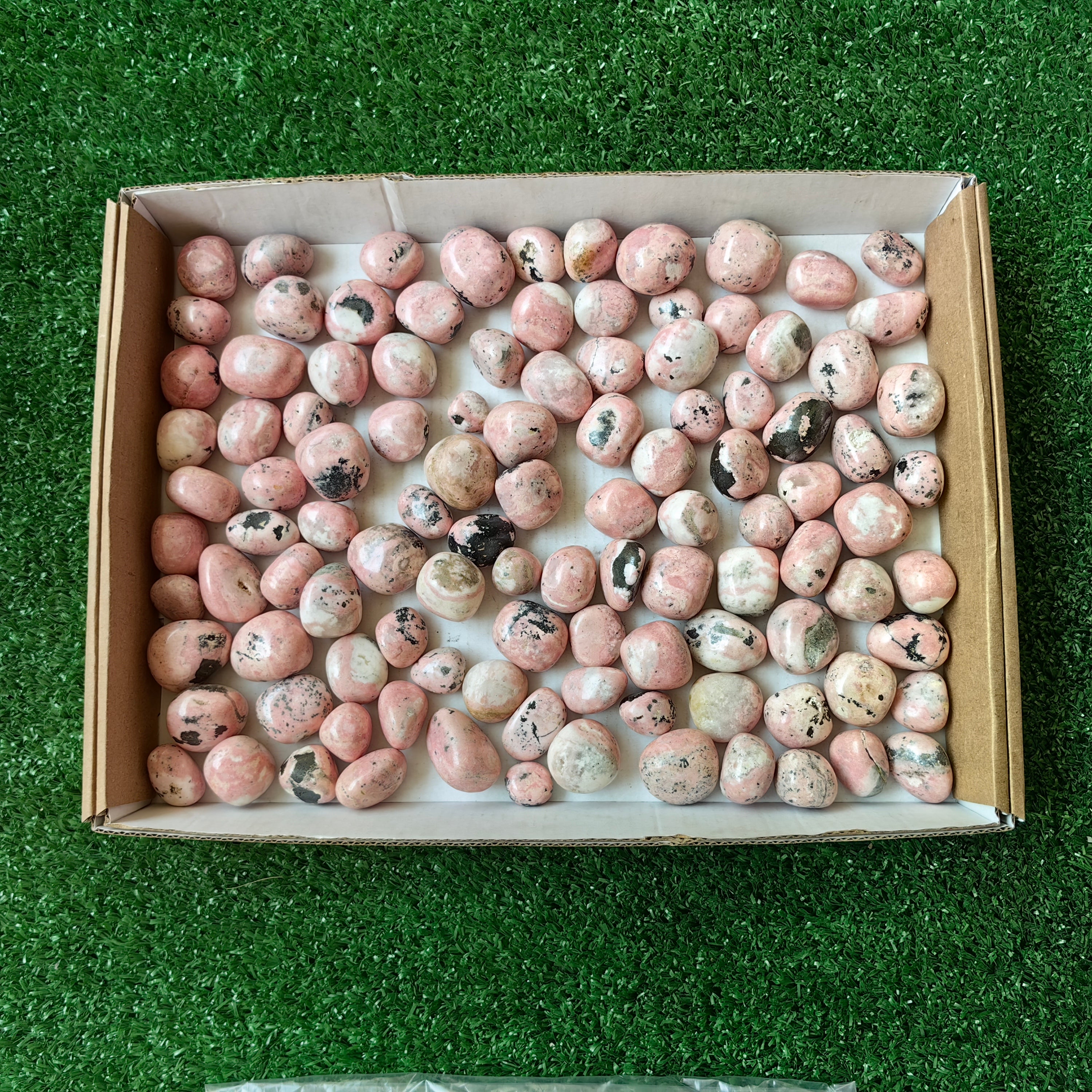 2 kg rhodonite tumbled