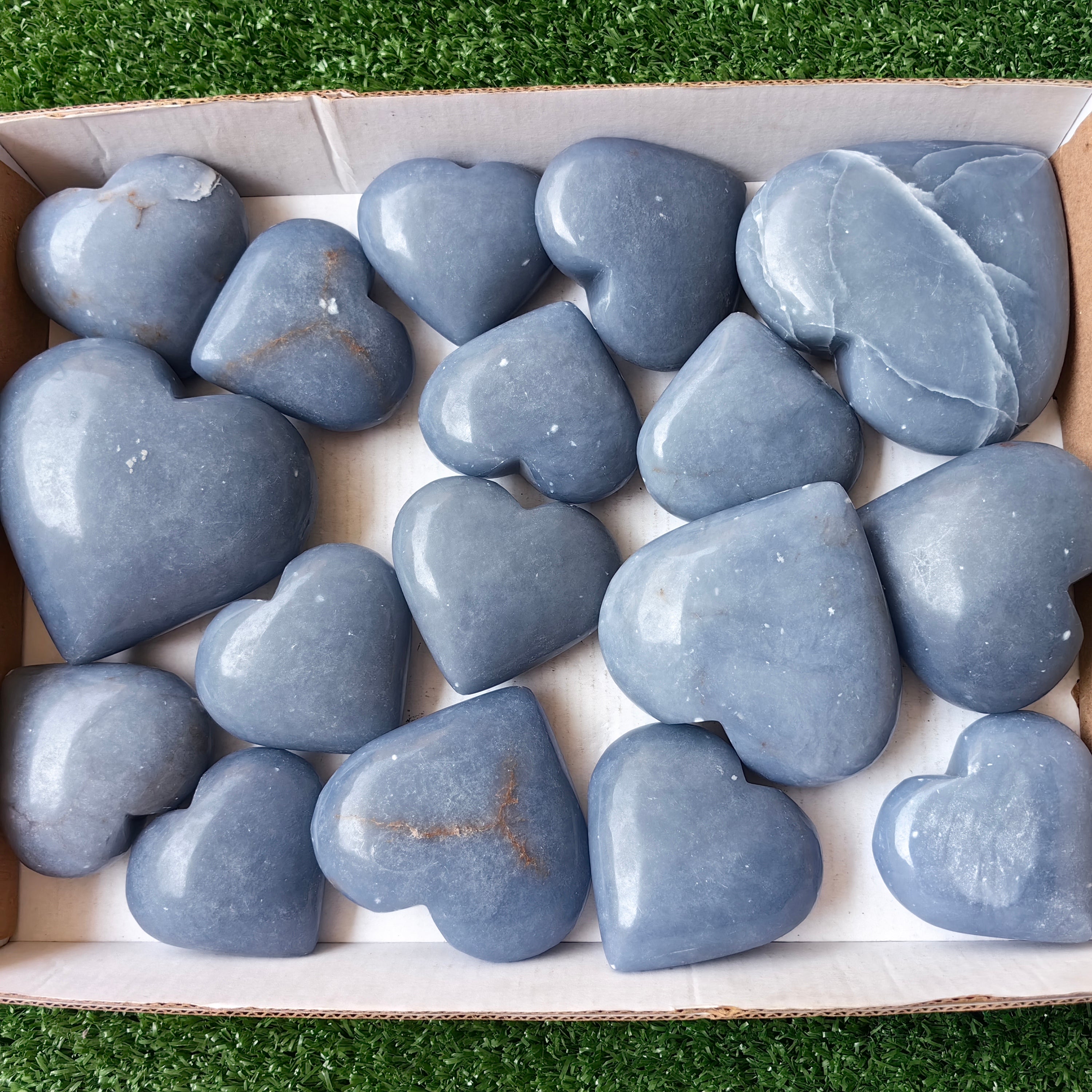17 pc angelite hearts