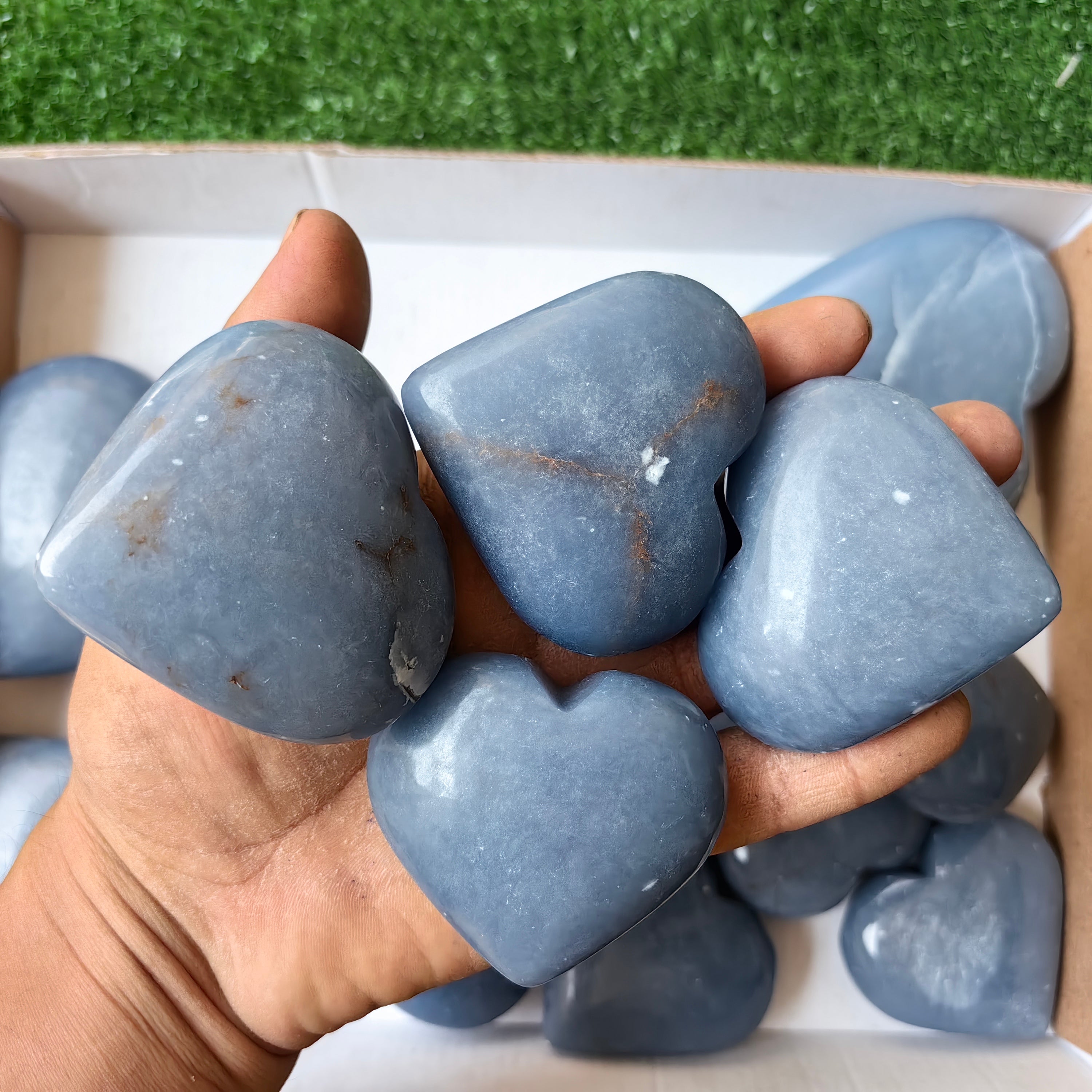 17 pc angelite hearts