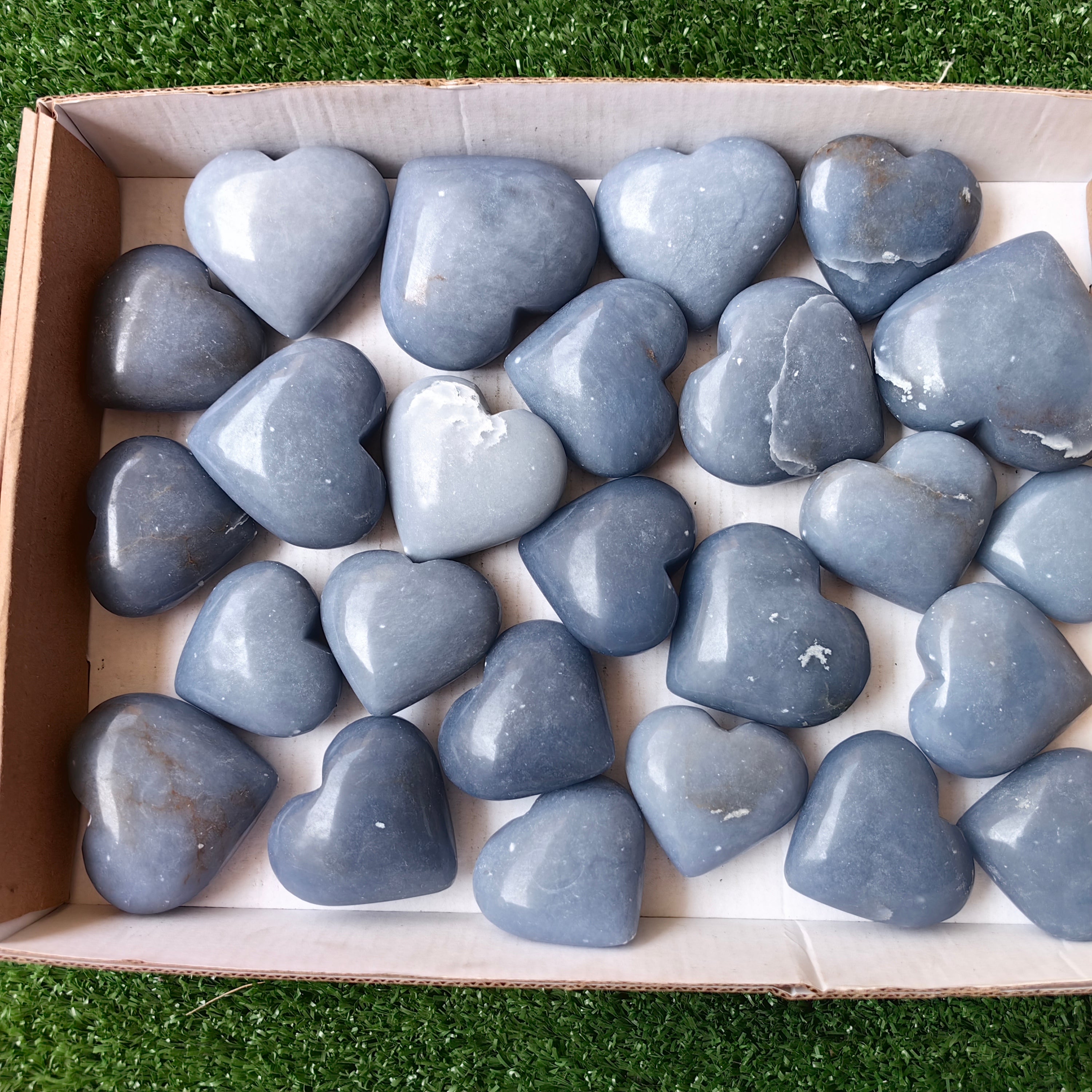 25 pc angelite hearts