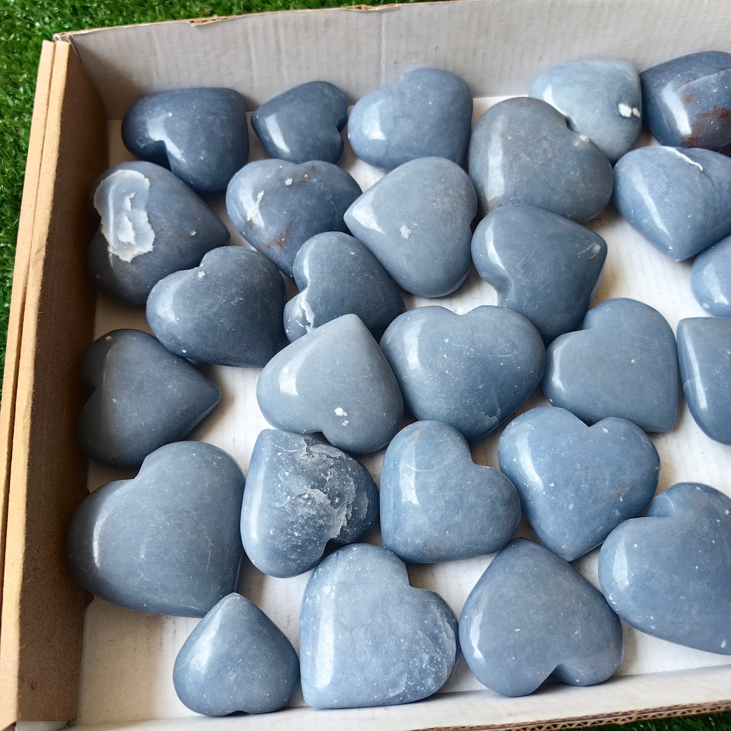 35 pc angelite hearts