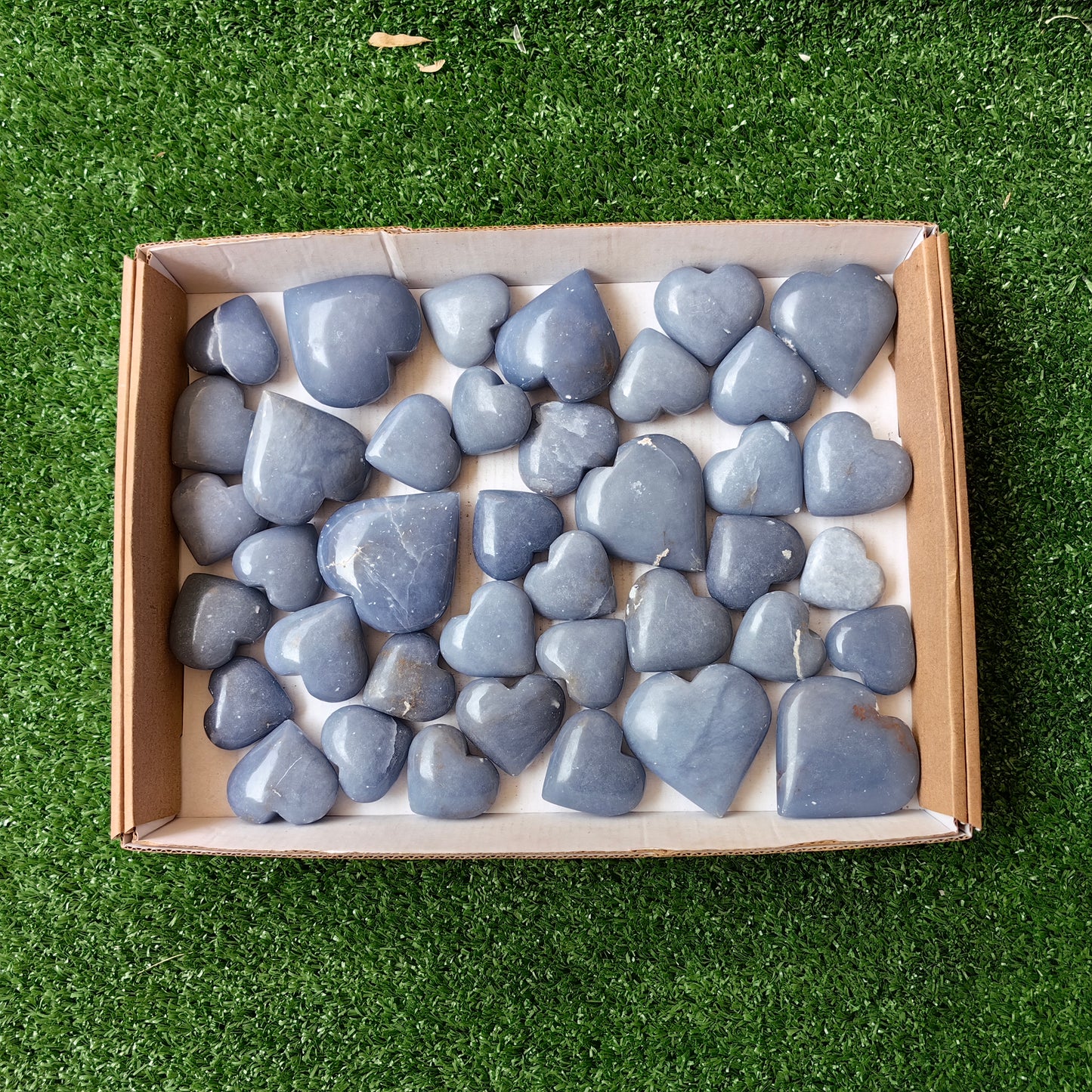 39 pc angelite hearts