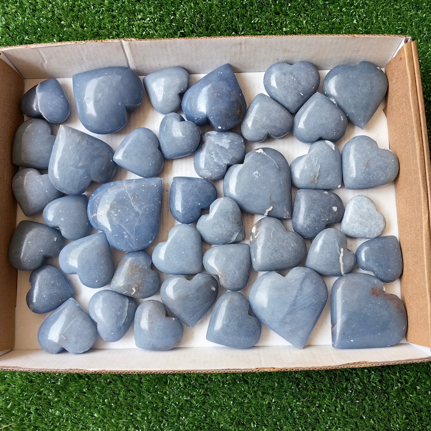 39 pc angelite hearts
