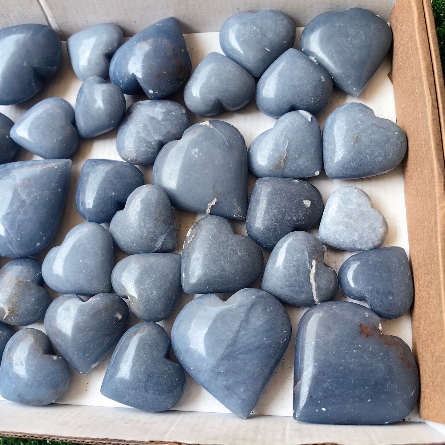 39 pc angelite hearts