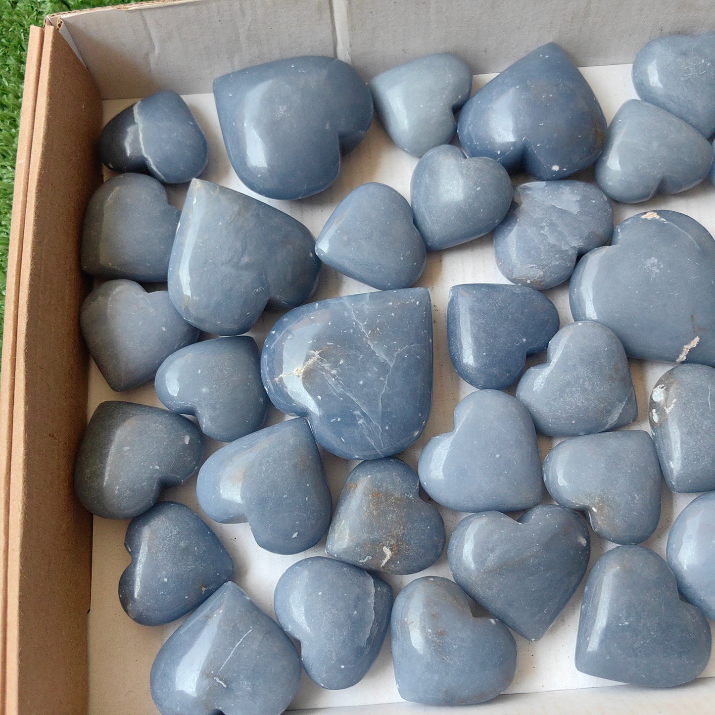 39 pc angelite hearts