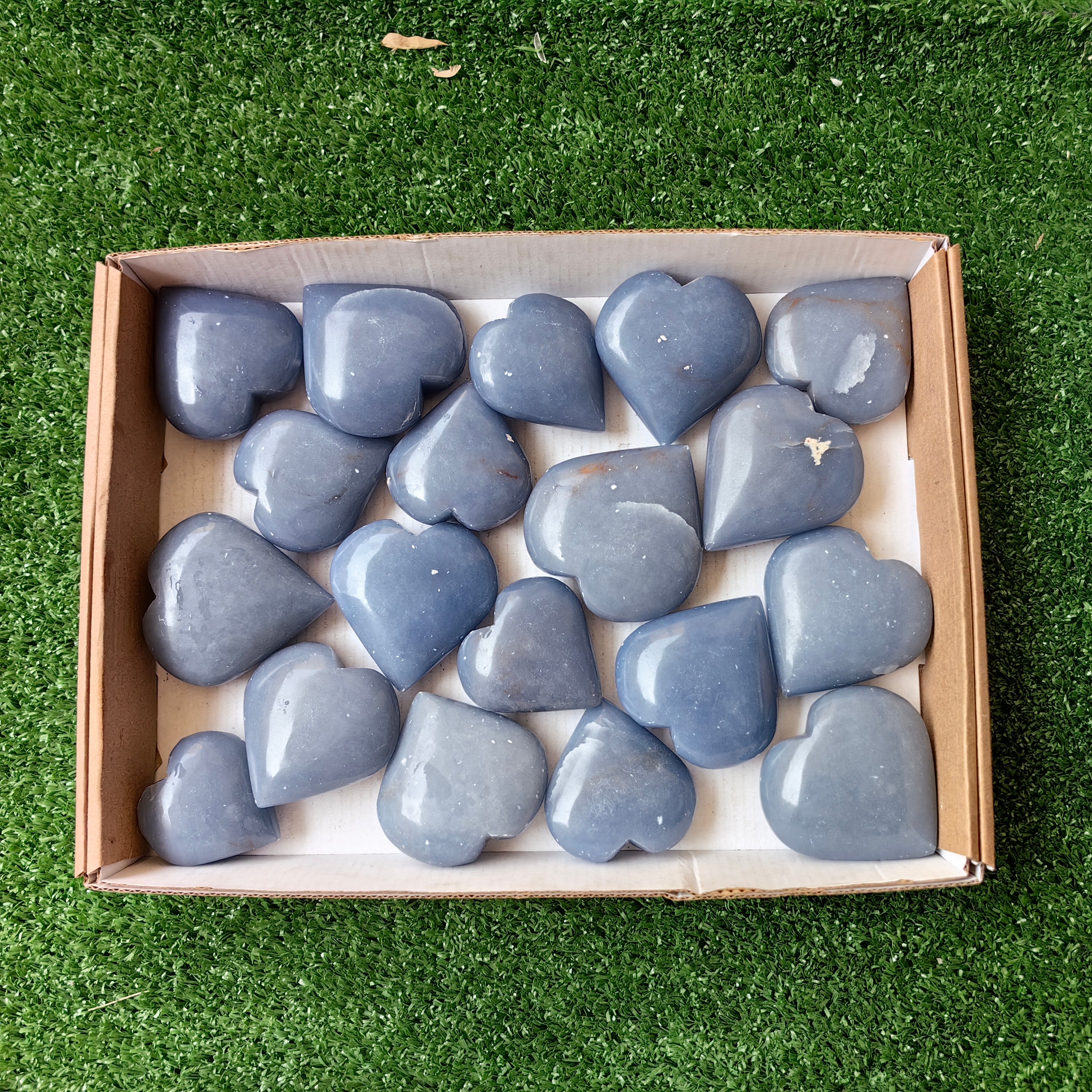 19 pc angelite hearts