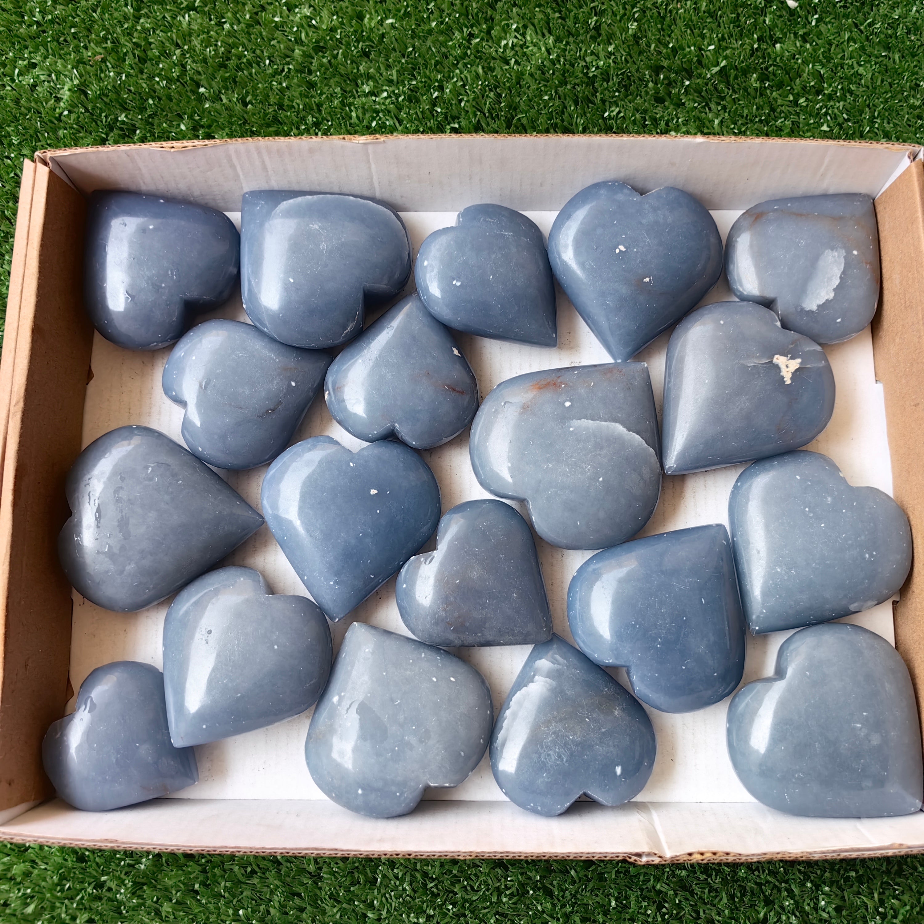 19 pc angelite hearts