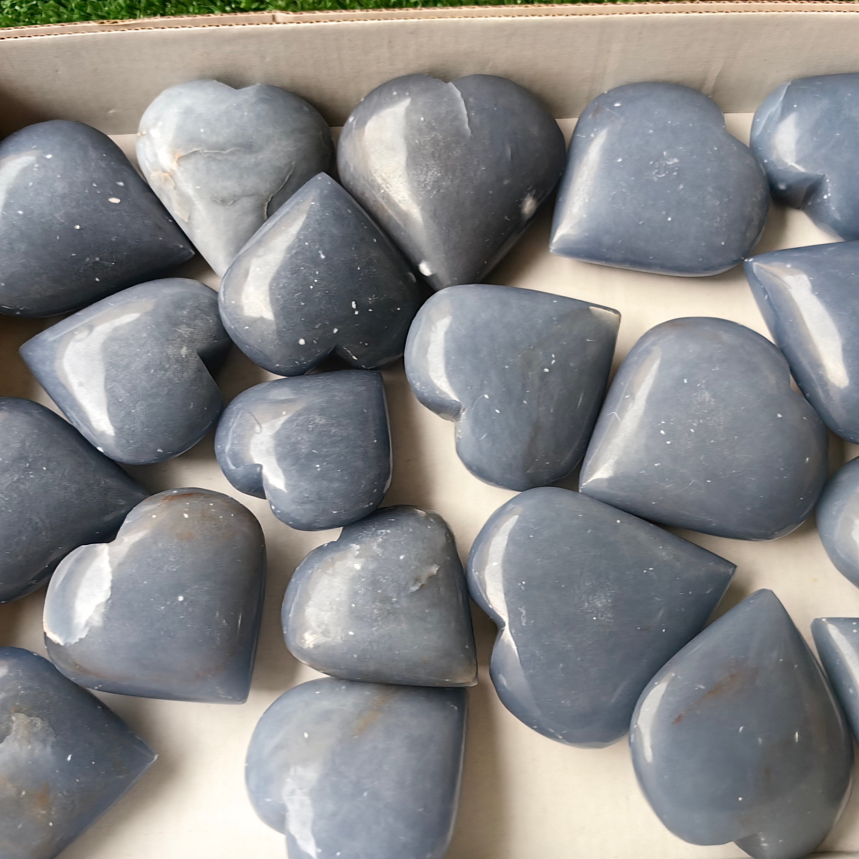 20 pc angelite hearts