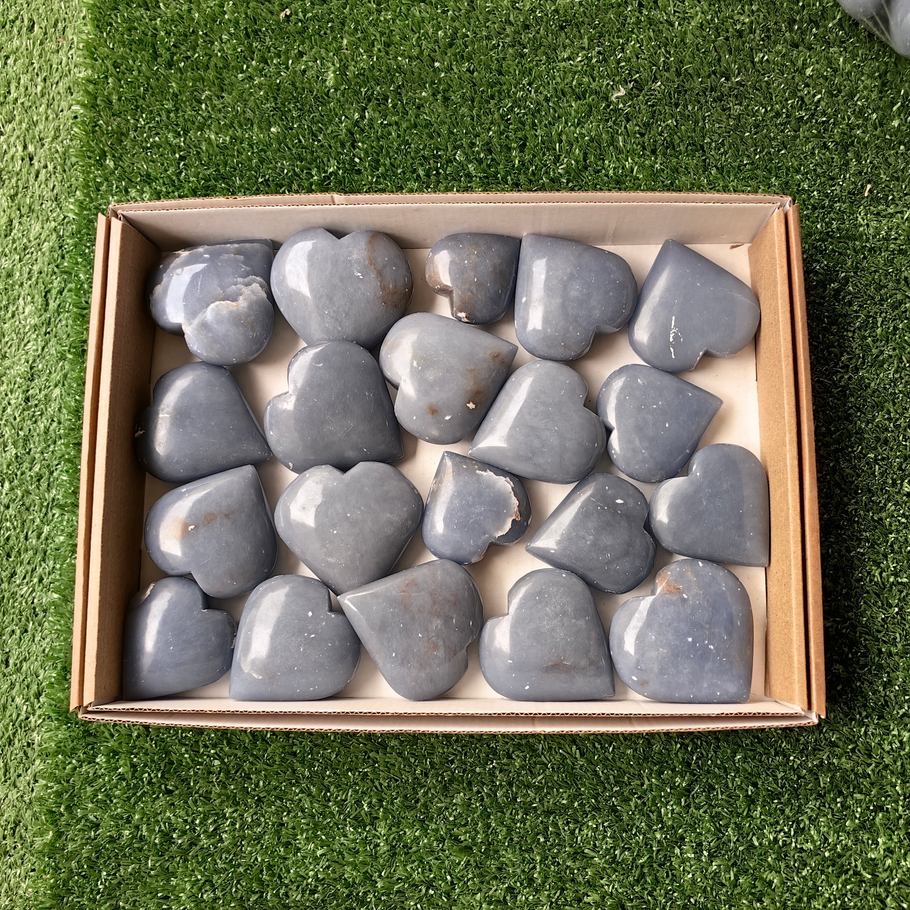 20 pc angelite hearts