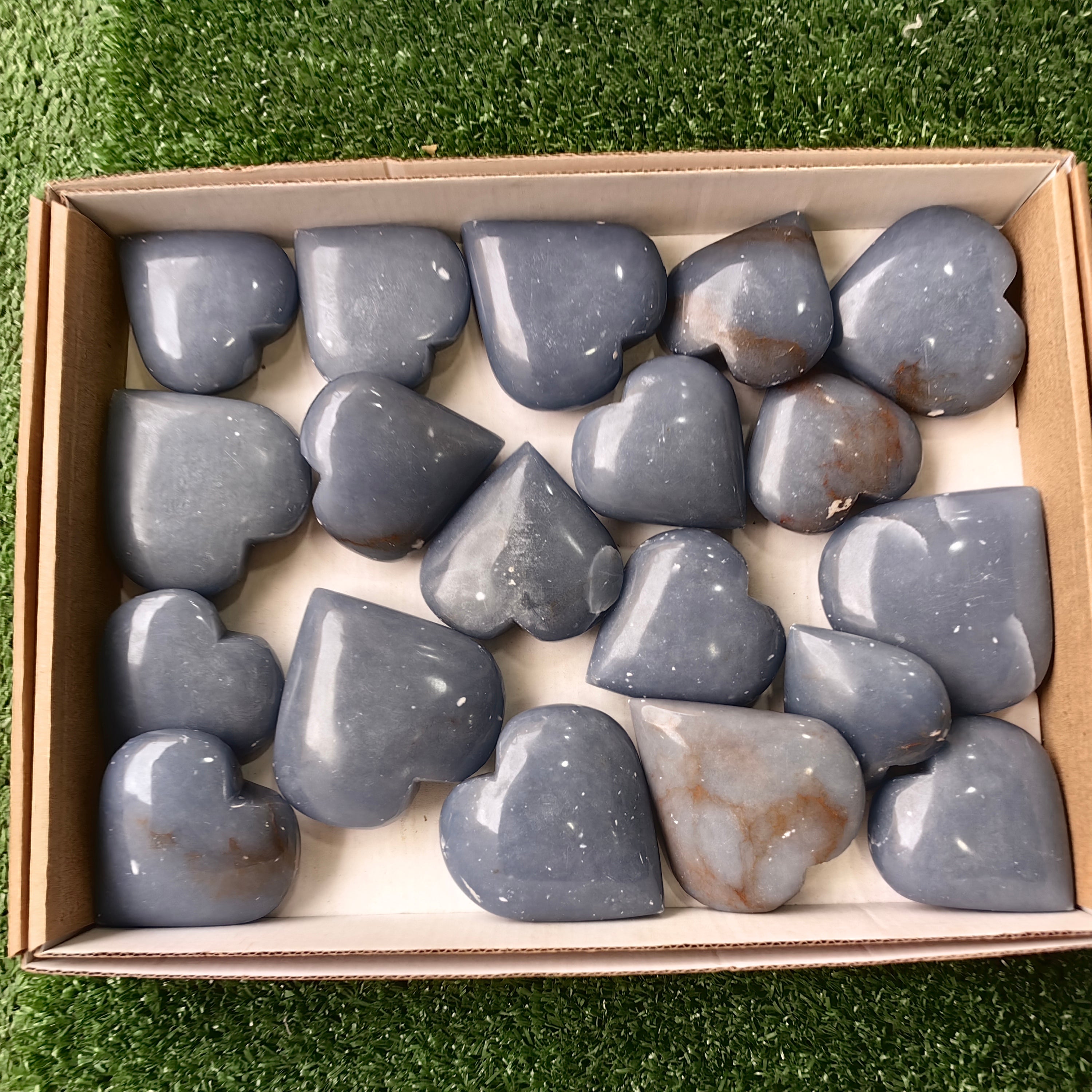 19 pc angelite hearts