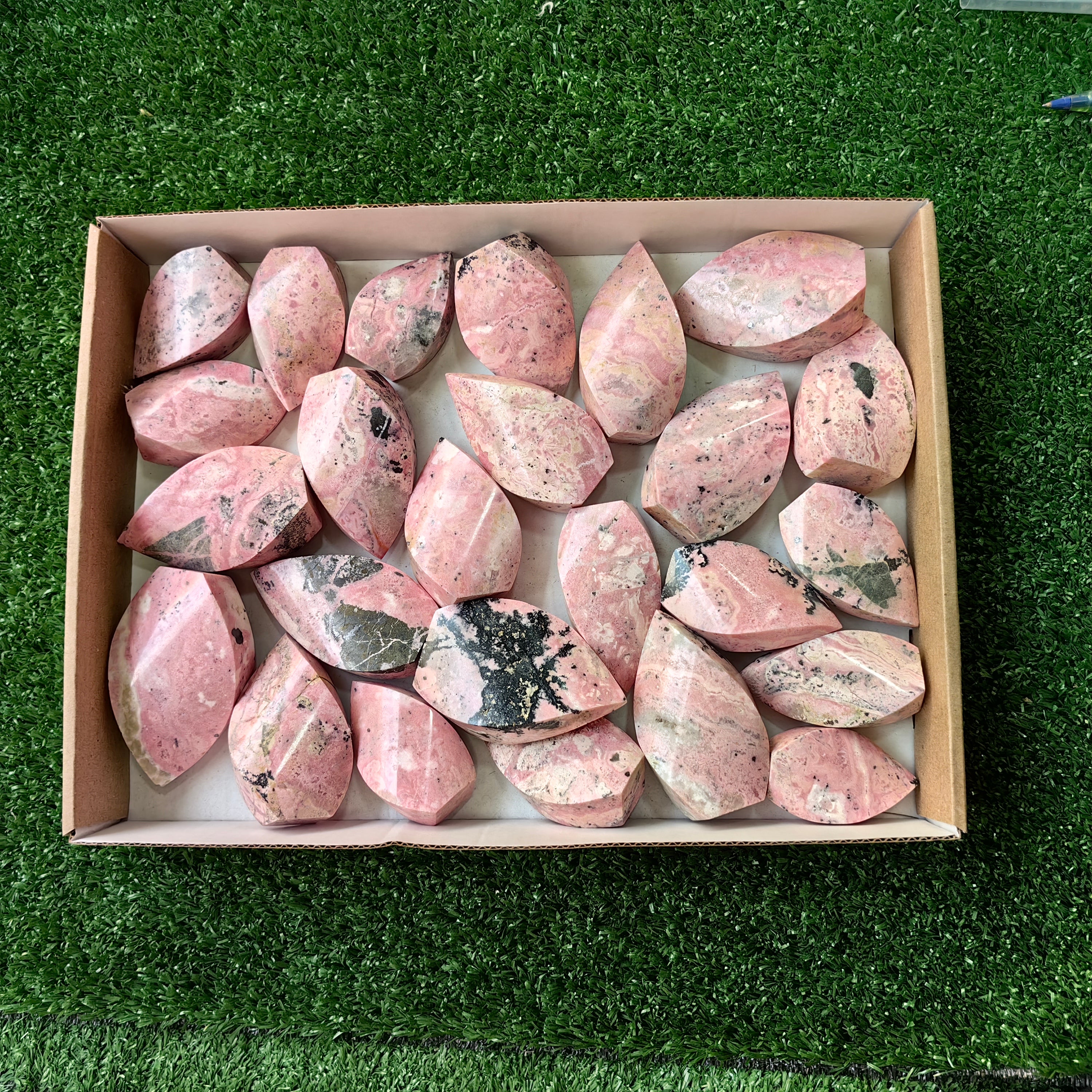 25 pc rhodonite flames