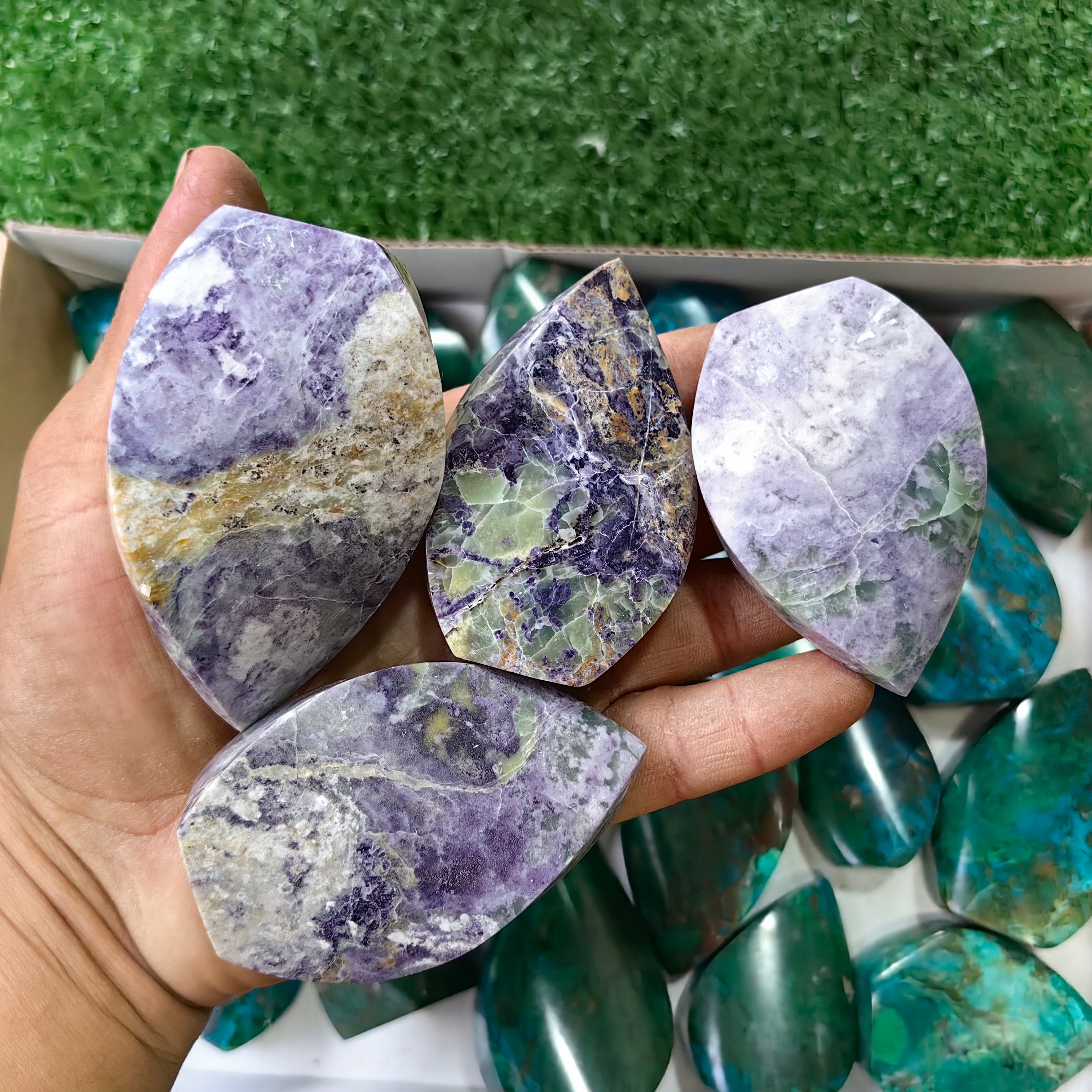 24 pc bolivianite flames