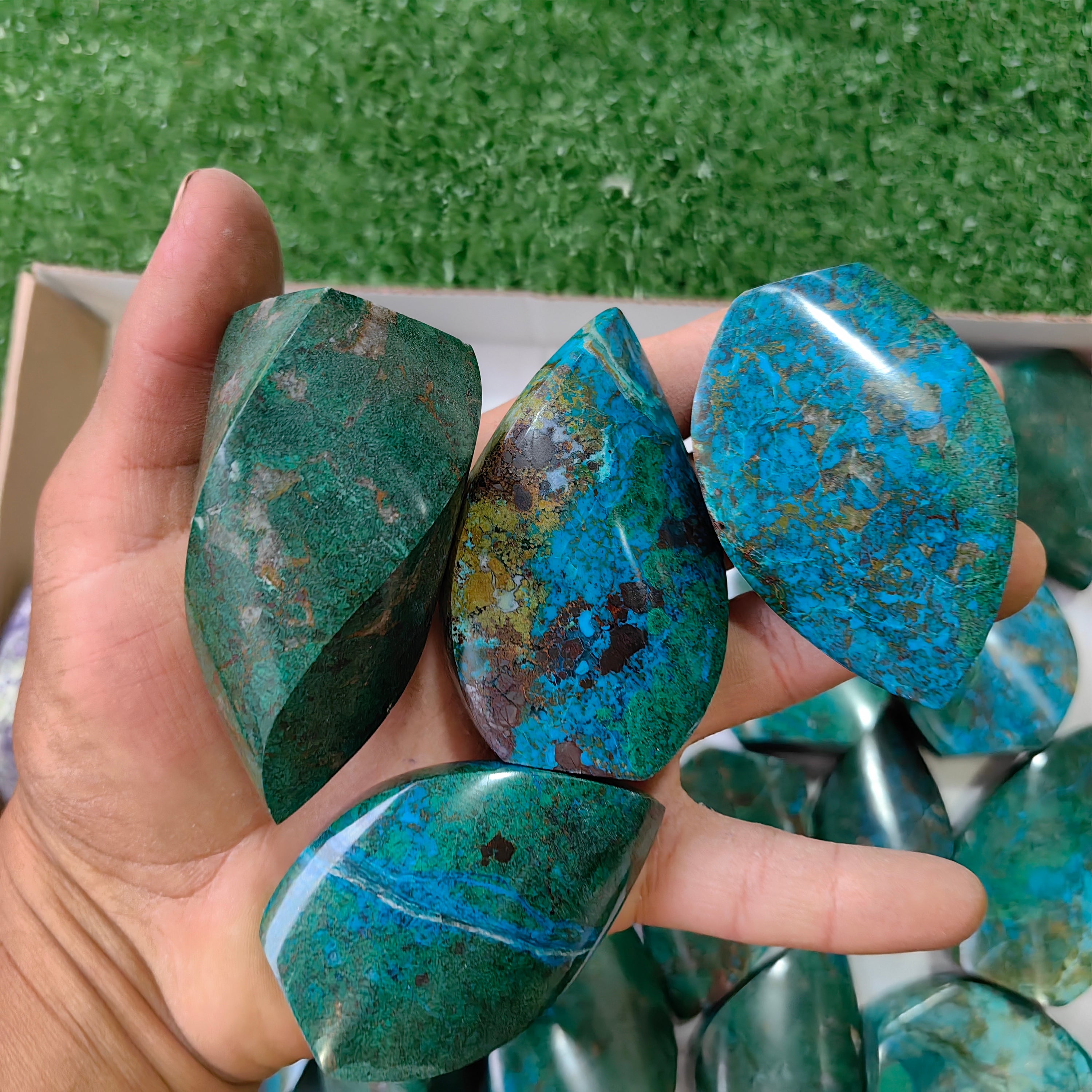 24 pc bolivianite flames