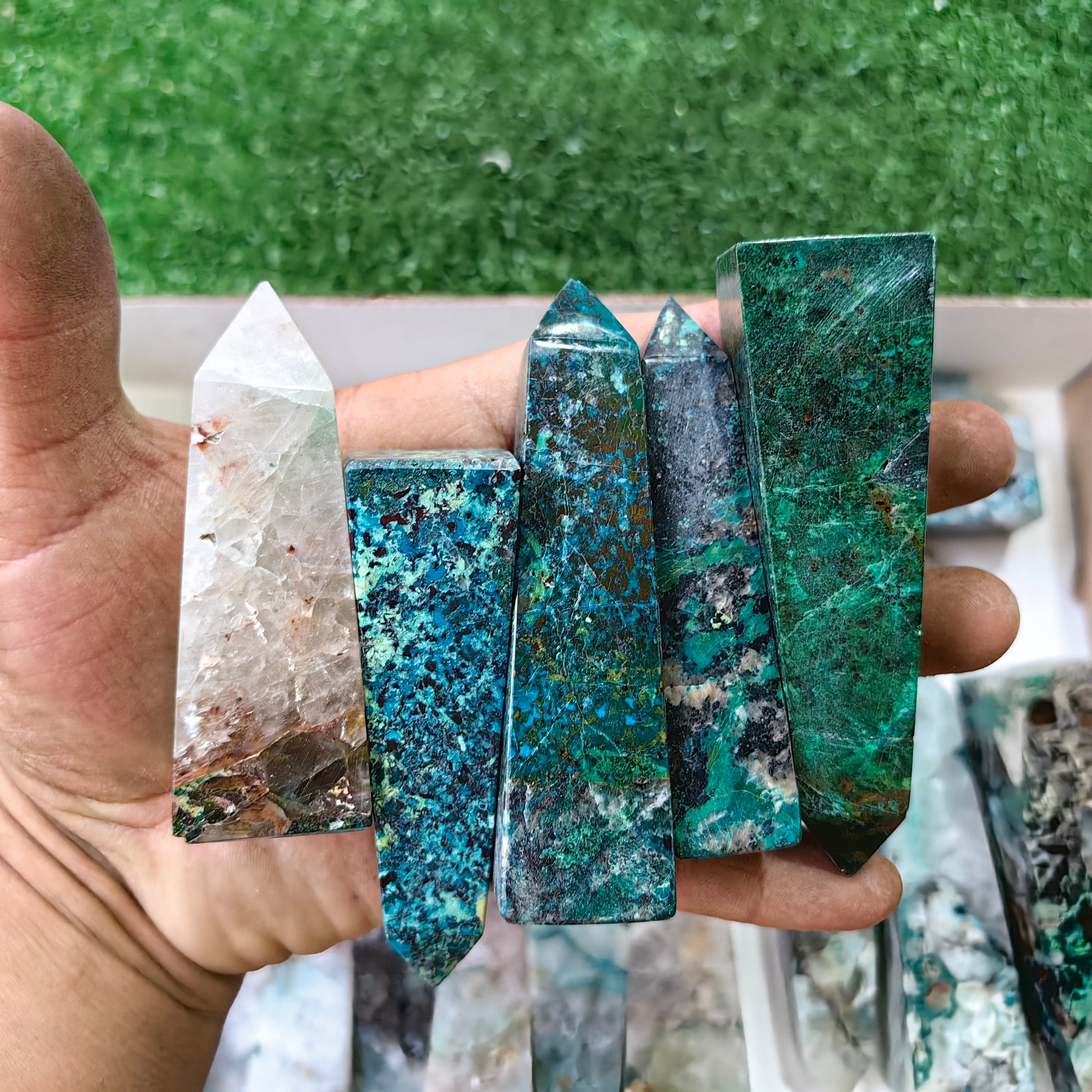 22 pc chrysocolla & chrysocolla quartz towers