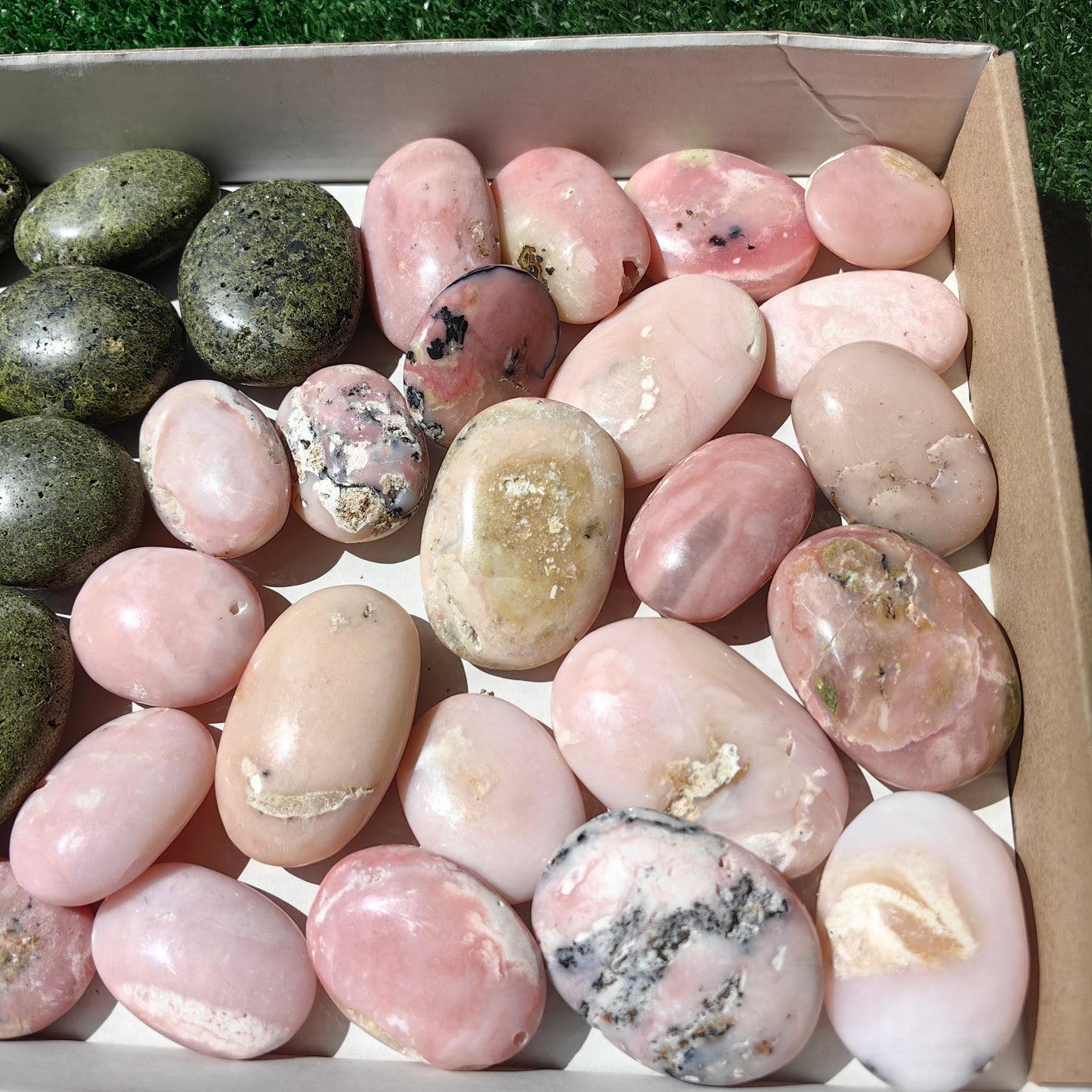 33 pc epidote & pink opal palms