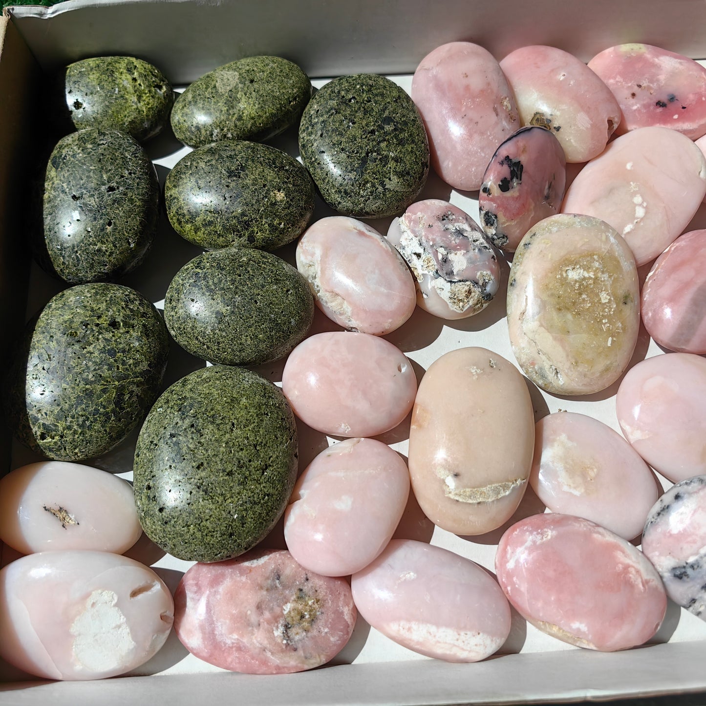 33 pc epidote & pink opal palms